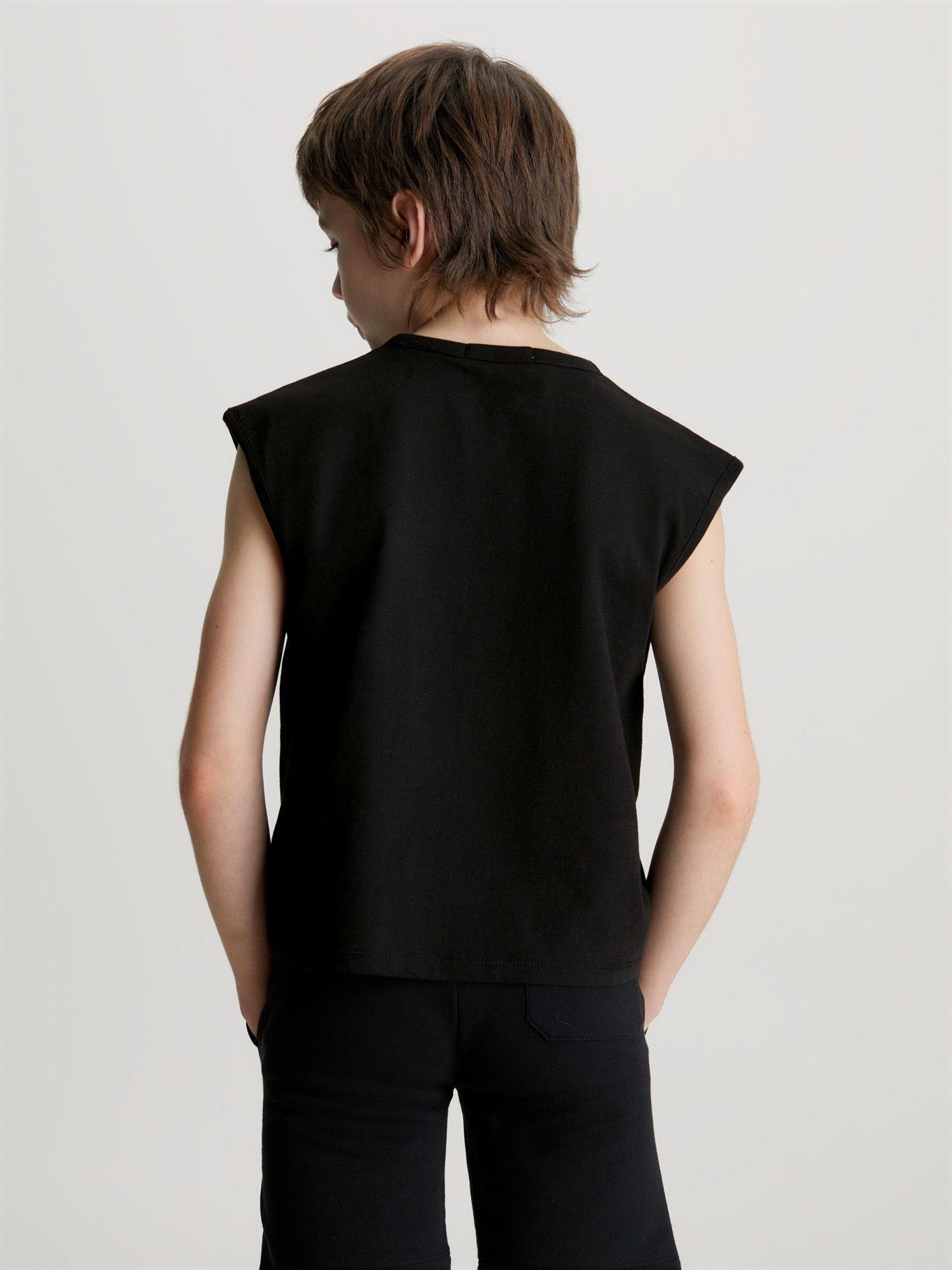 Polera Niño Monologo Relaxed Negro Calvin Klein-4