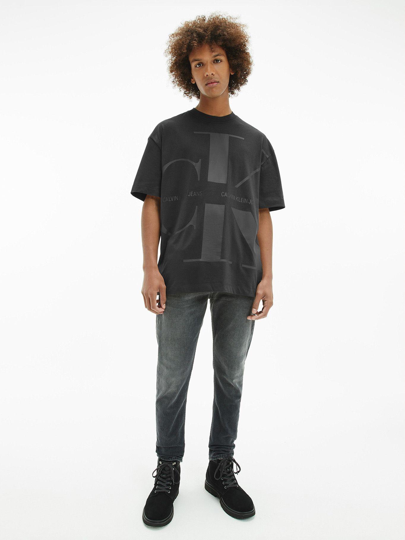 Polera Bold Monogram Oversized Negro Calvin Klein-1