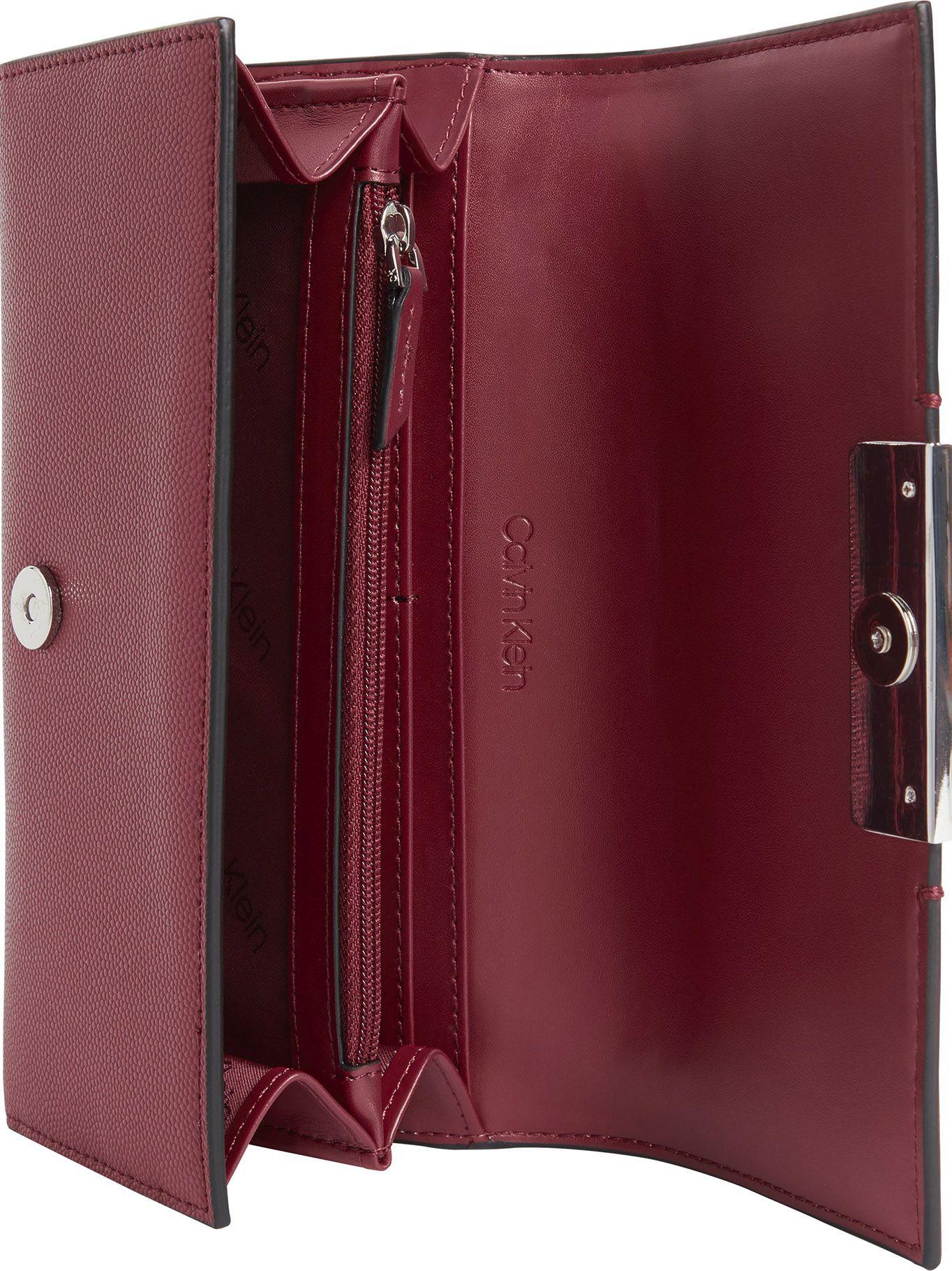 Billetera Focused Burdeo Calvin Klein-1