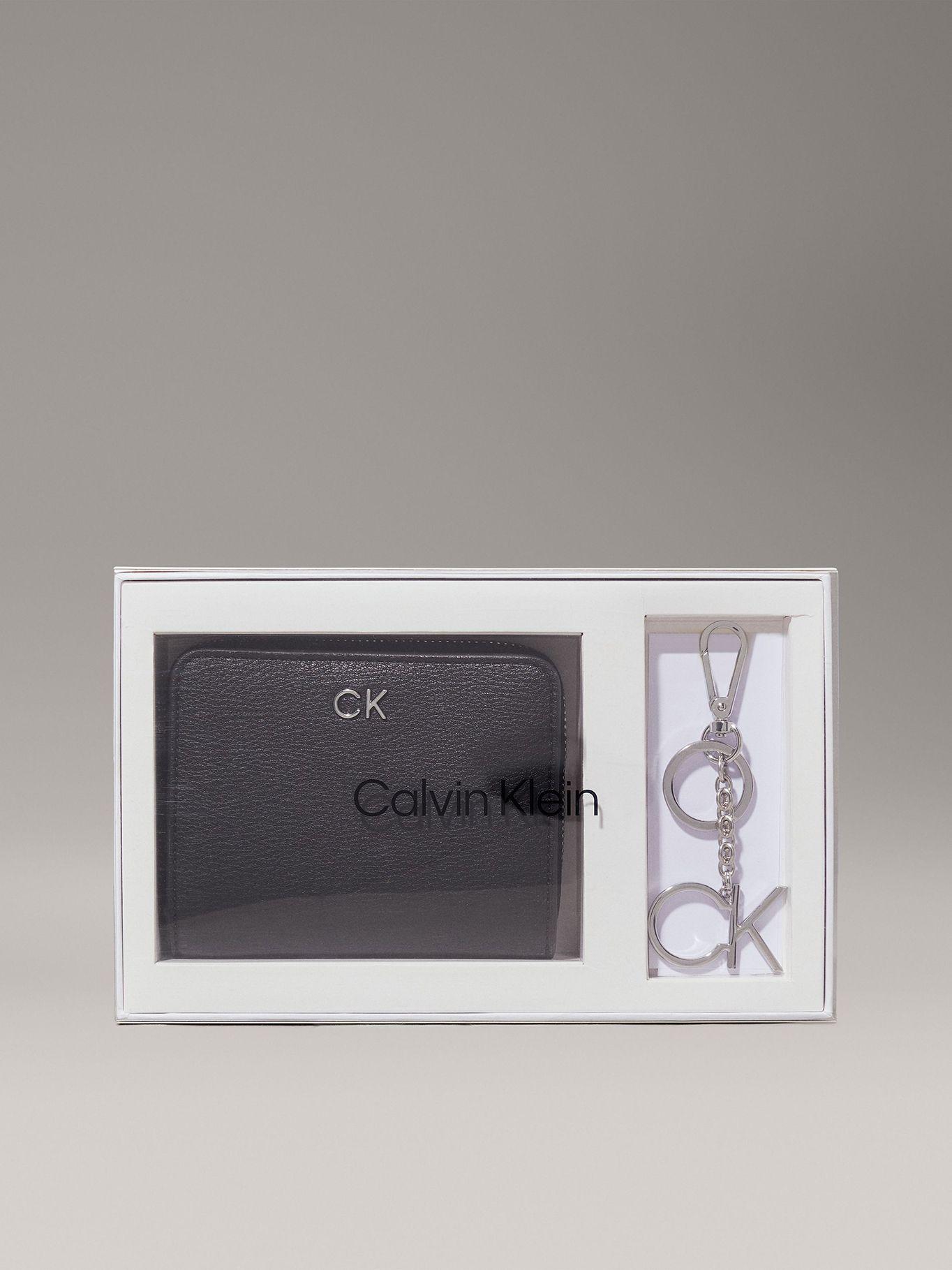 Set de Regalo Billetera + Llavero Negro Calvin Klein-4