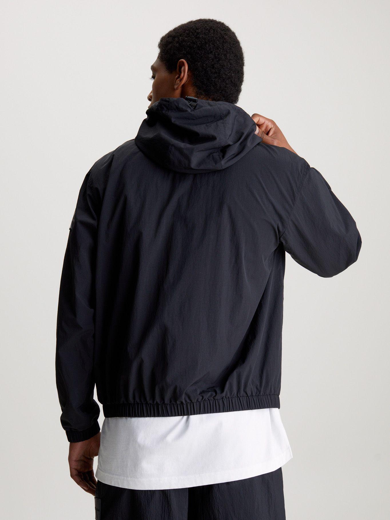 Cortaviento Relaxed Negro Calvin Klein-2