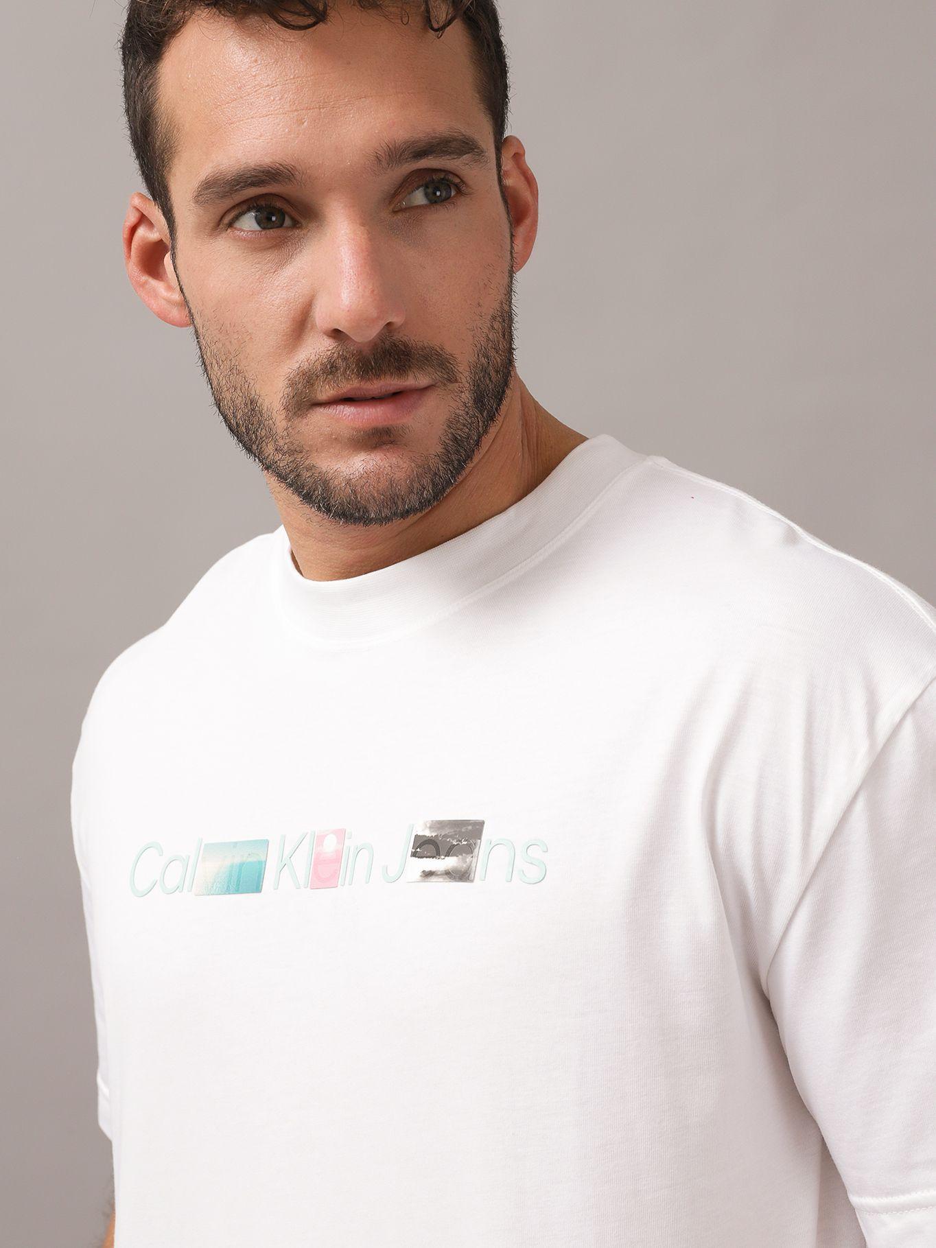 Polera Photoprint Institutional Blanco Calvin Klein-3