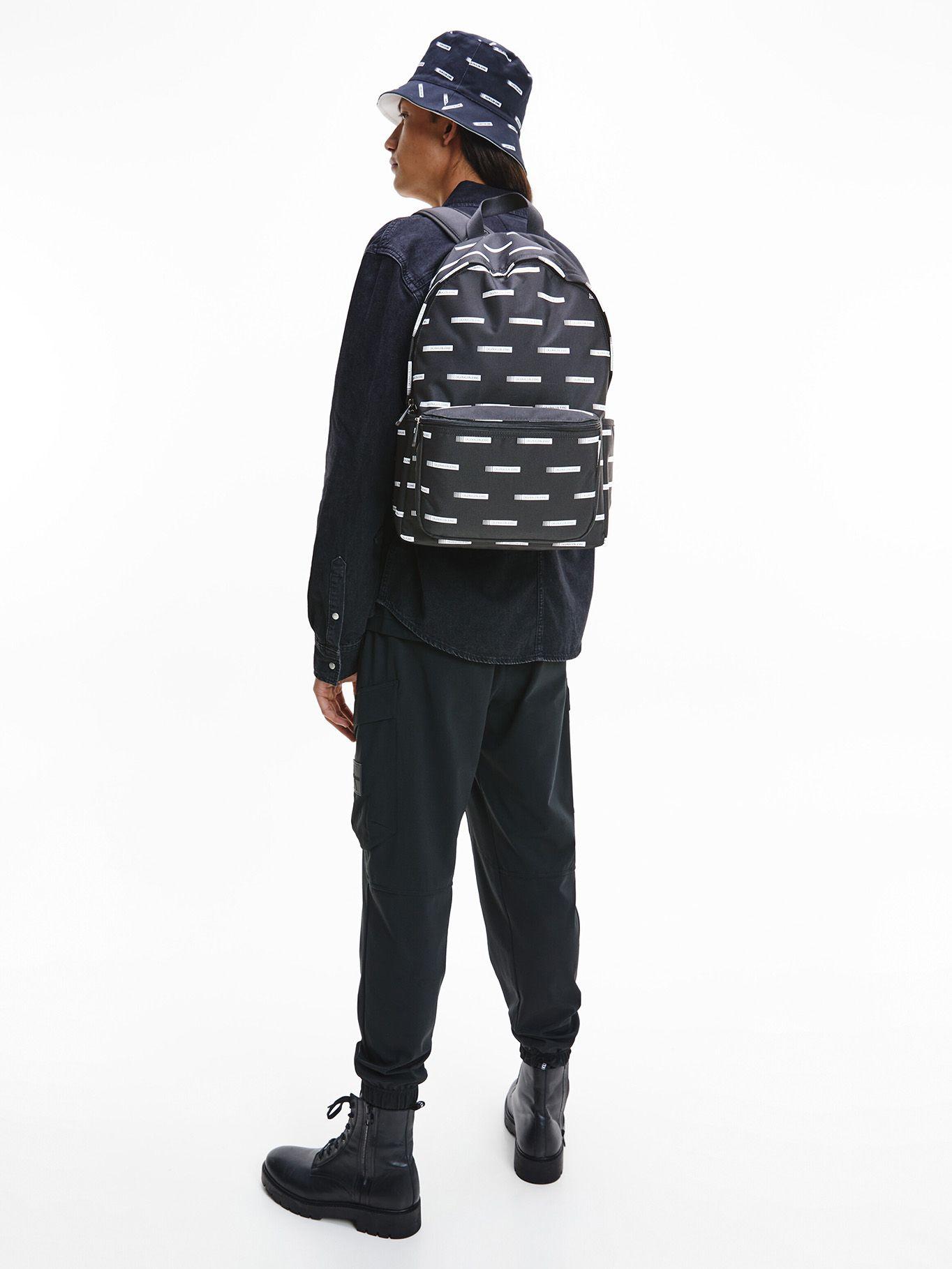 Mochila Sport Essential Negro Logo Calvin Klein-4