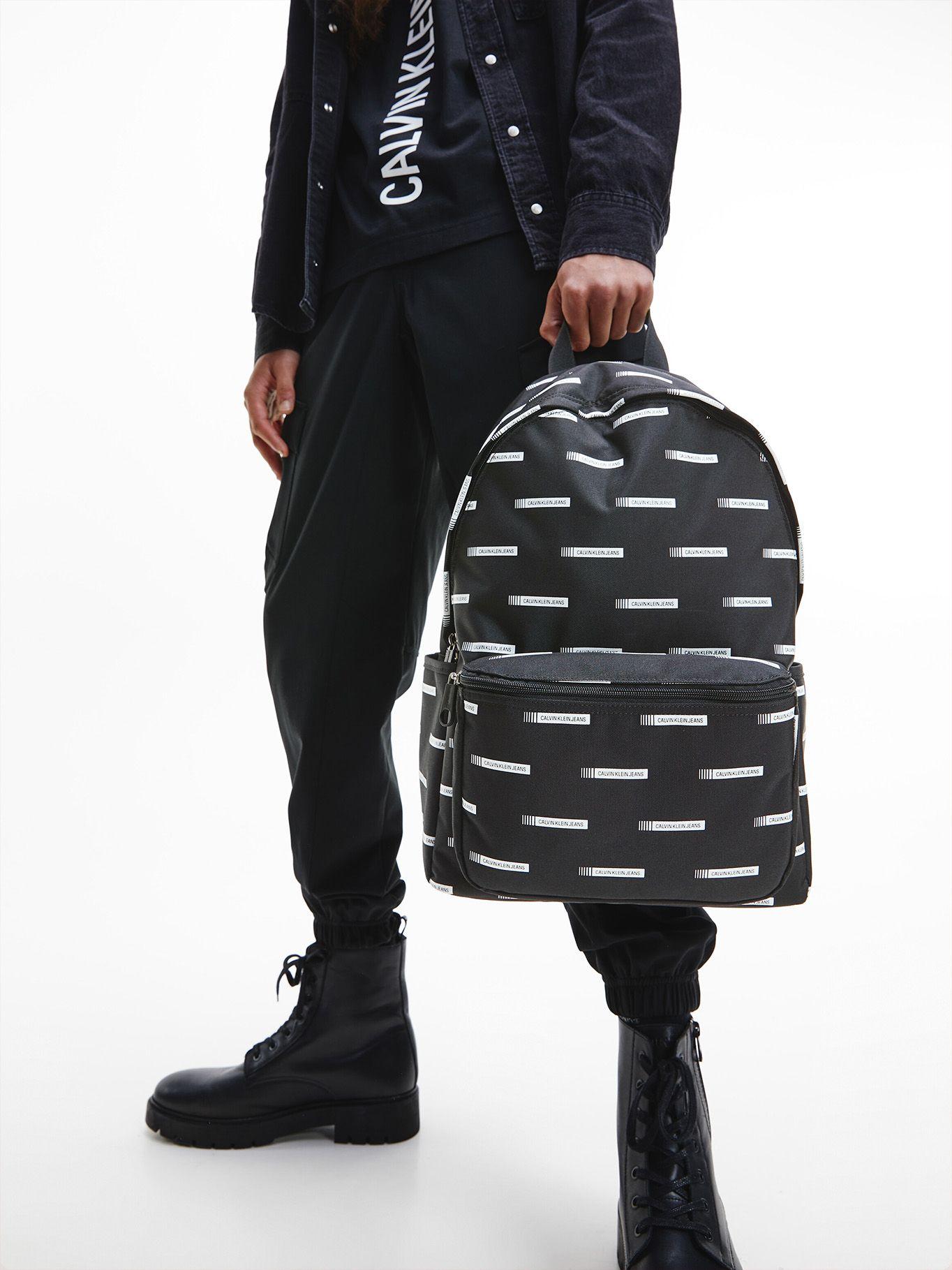 Mochila Sport Essential Negro Logo Calvin Klein-3