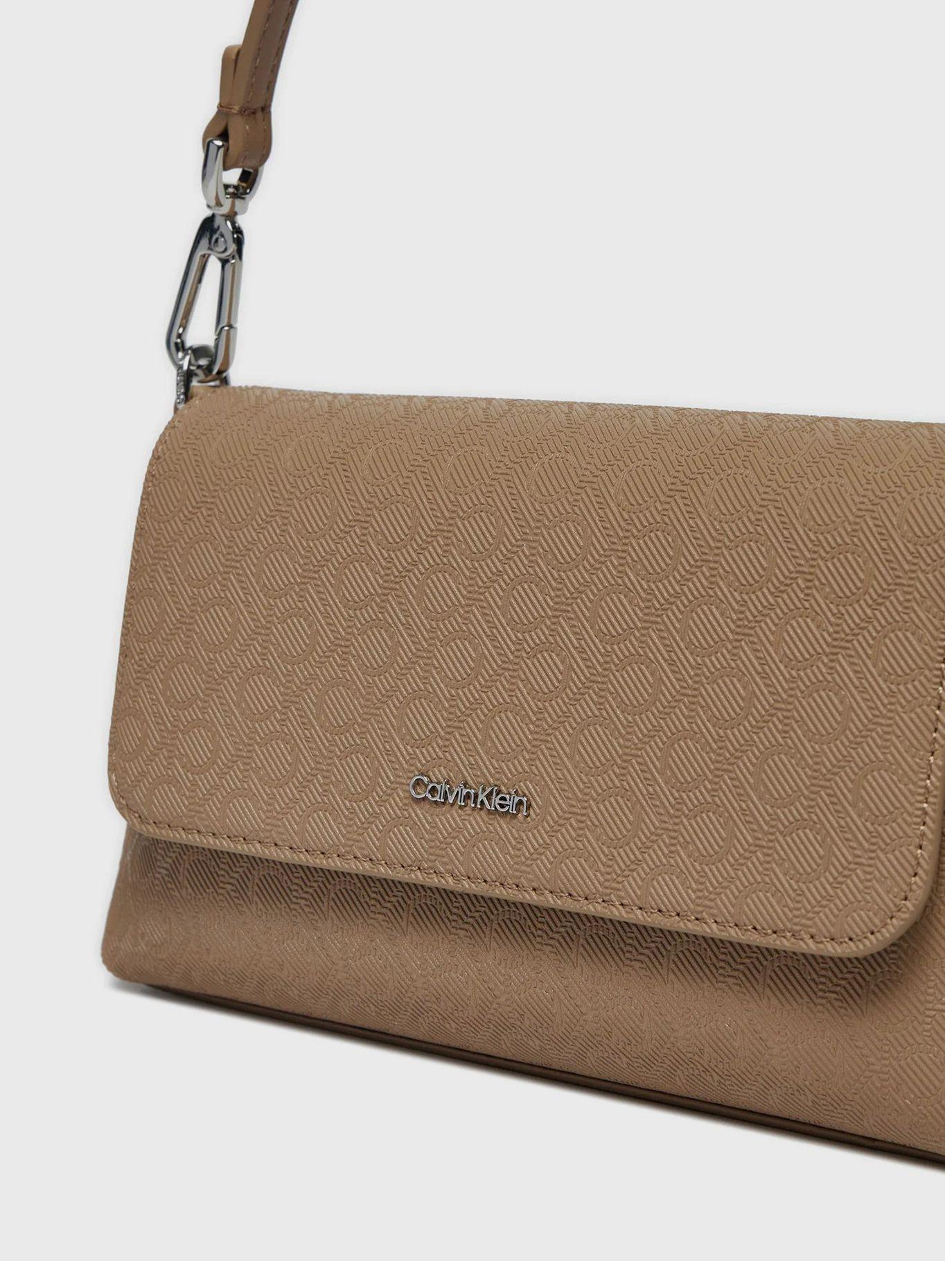 Cartera Ck Must Strap Mini Café Calvin Klein-4