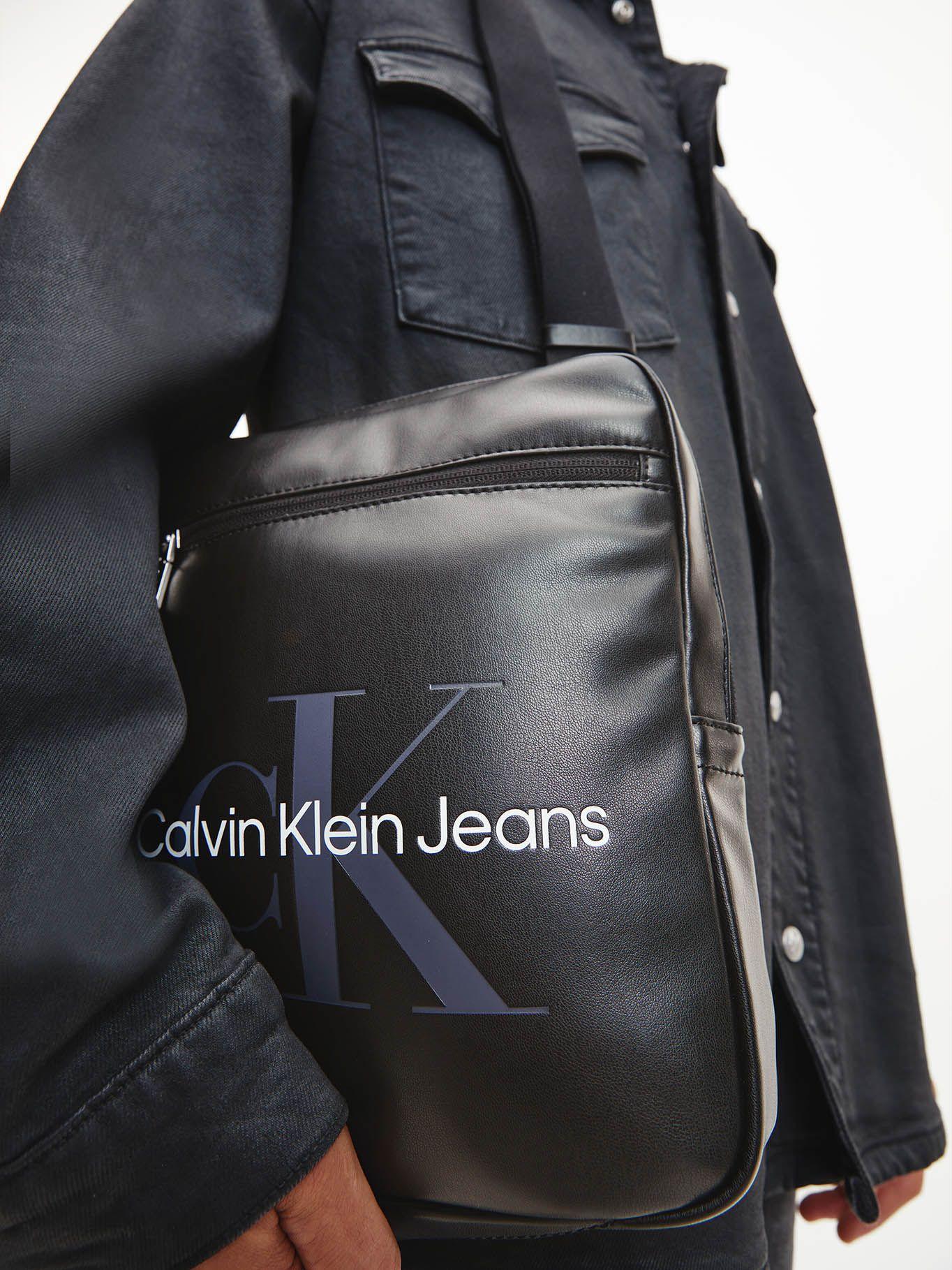Bolso con bandolera y logo Negro Calvin Klein K50K510203-BDS-3