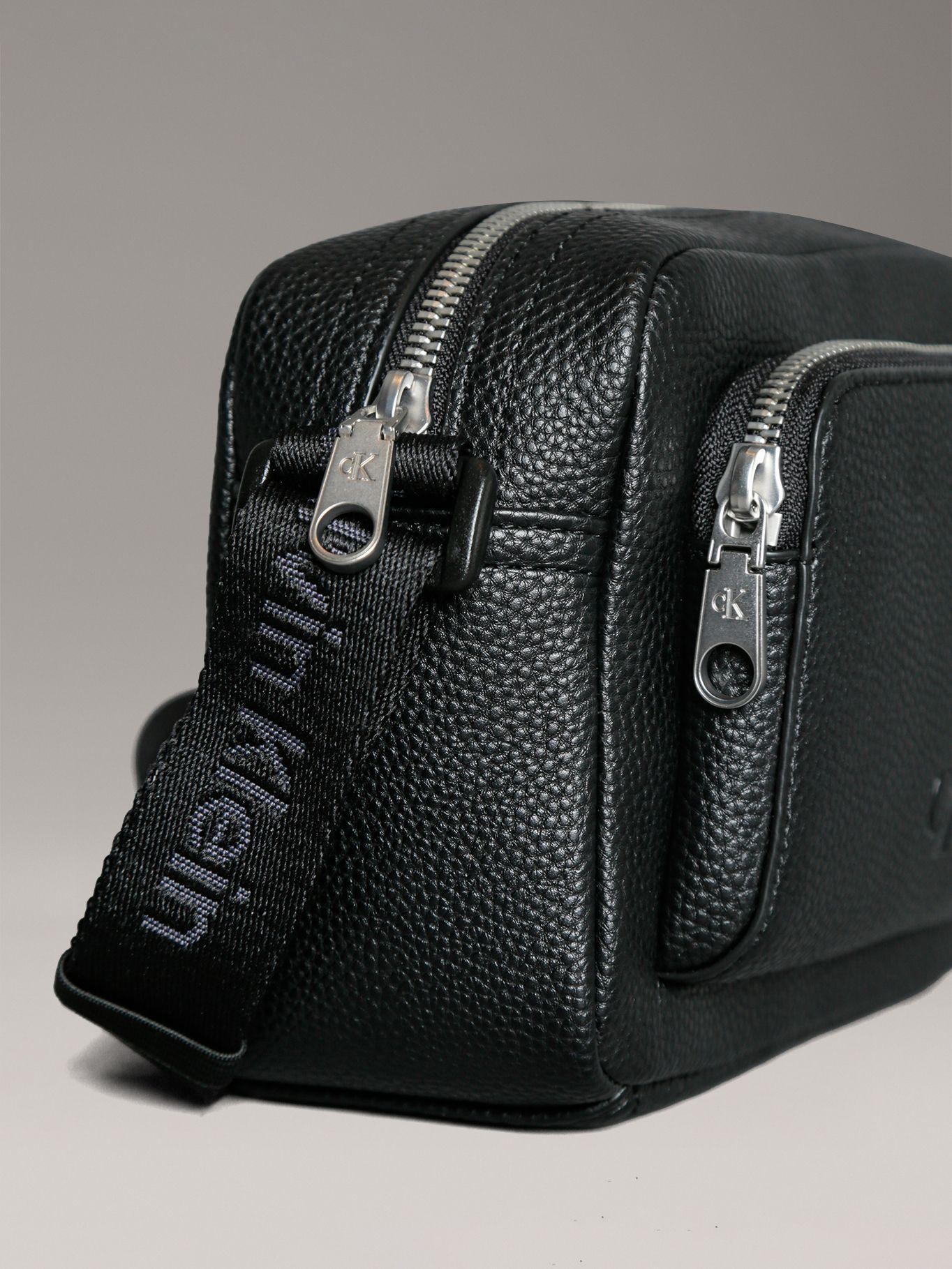 Bolso All Day Negro Calvin Klein-3