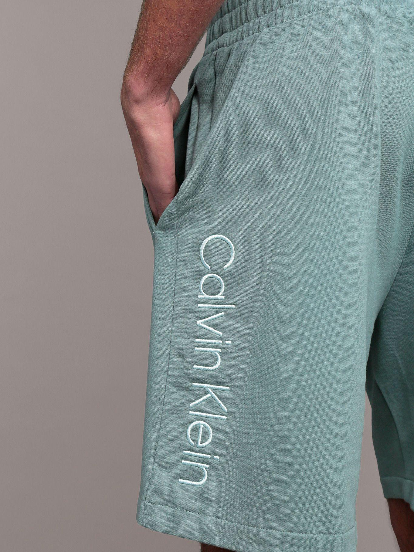 Short de Algodón con Logo Bordado Verde Calvin Klein-4
