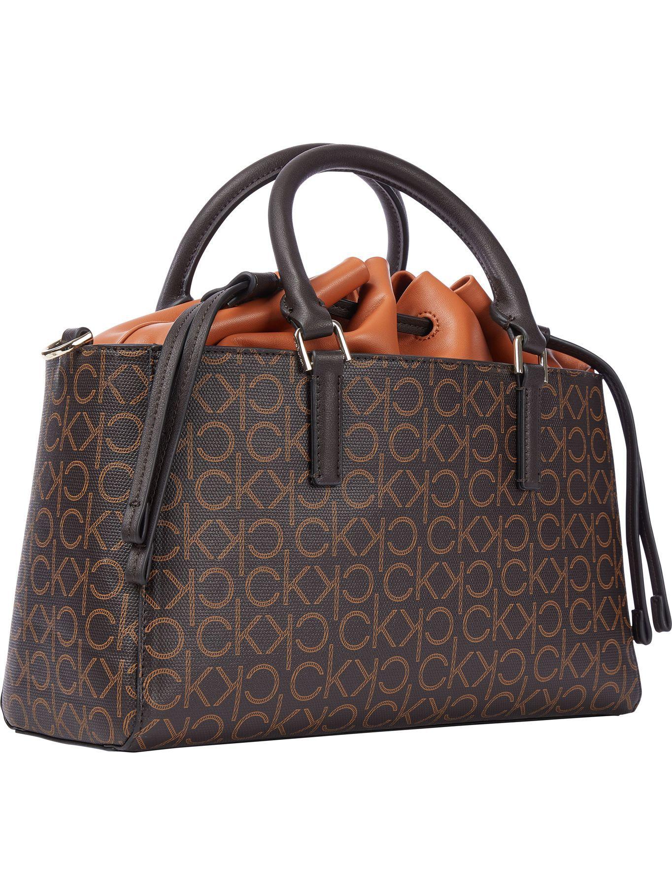 Cartera Hobo Re-Lock Café Calvin Klein Mujer-1