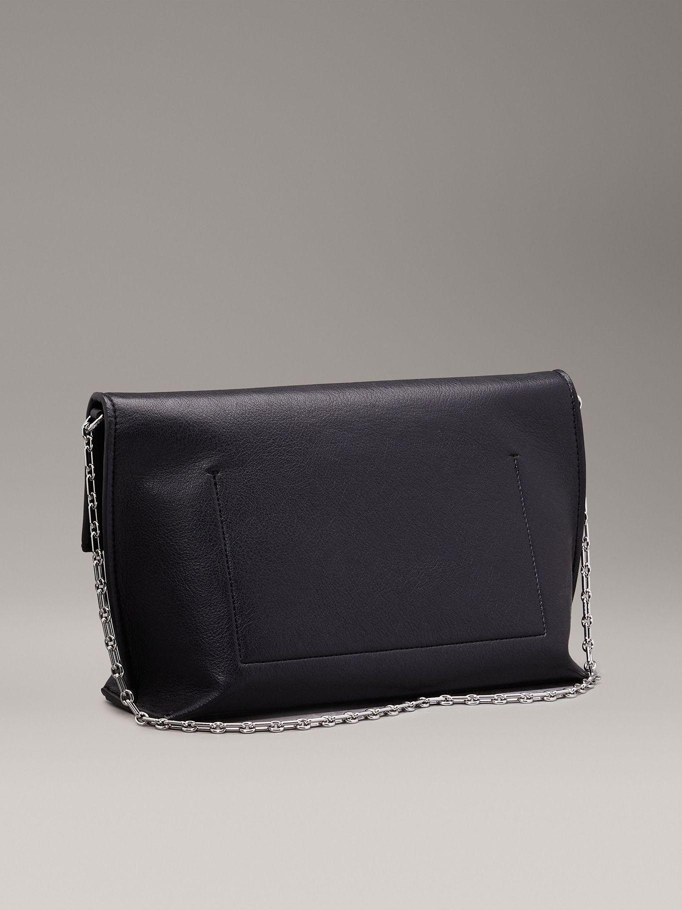 Cartera Linear Negro Calvin Klein-4