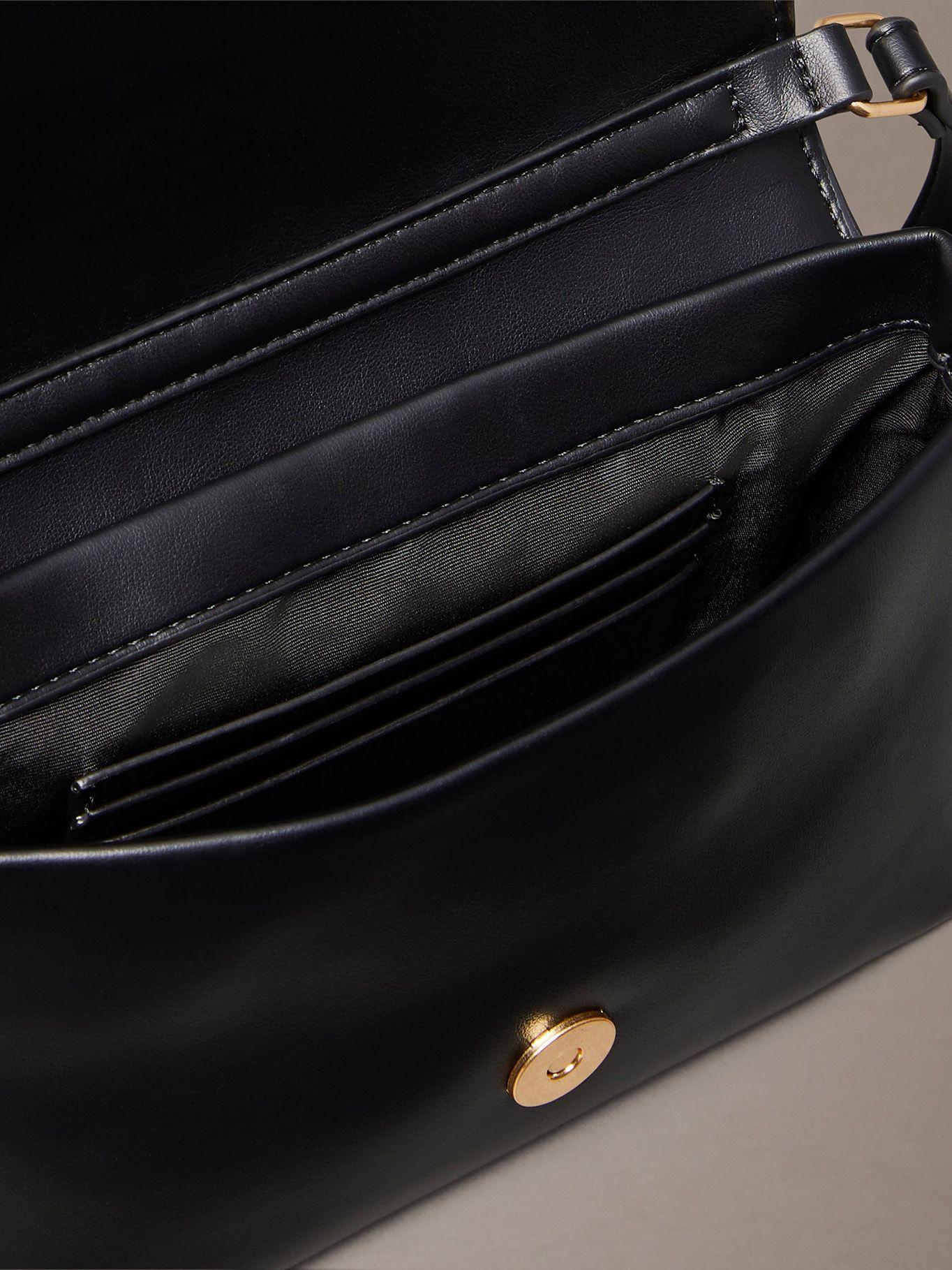 Bandolera con Logo Soft Touch Negro Calvin Klein-2