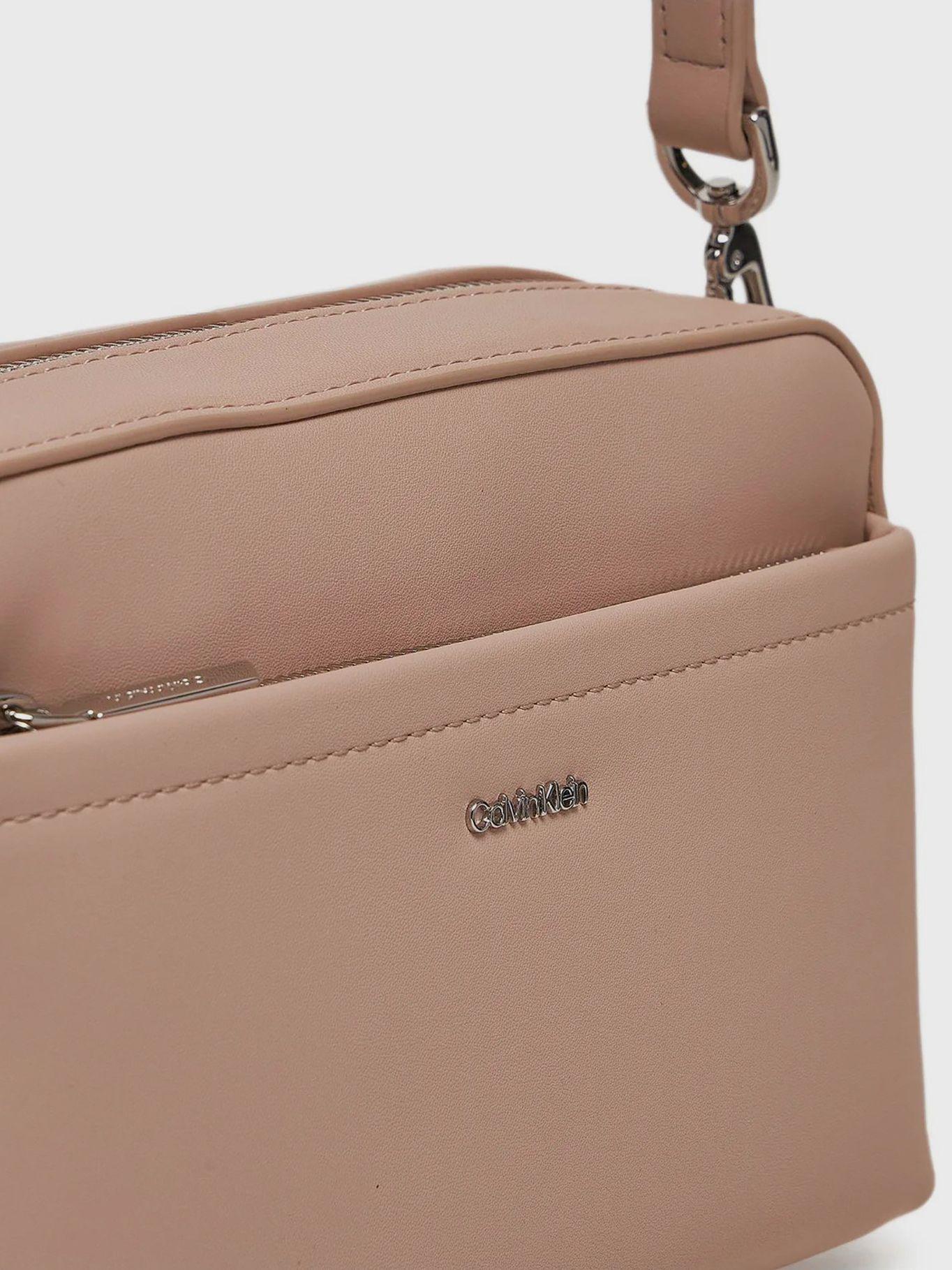Bandolera CK Must-Convertible Beige Calvin Klein-3