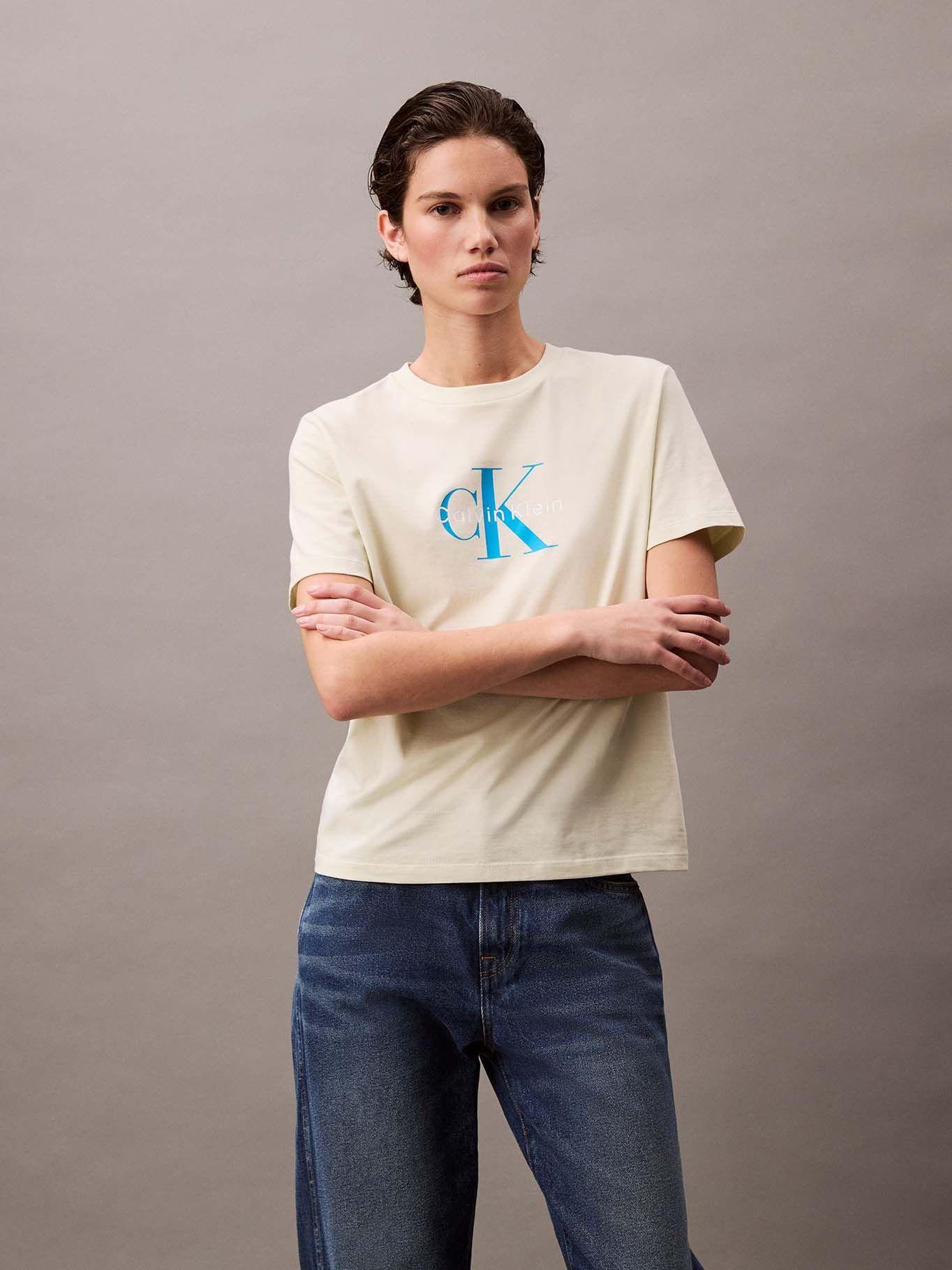 Polera Classic Monogram Hero Amarillo Calvin Klein-0