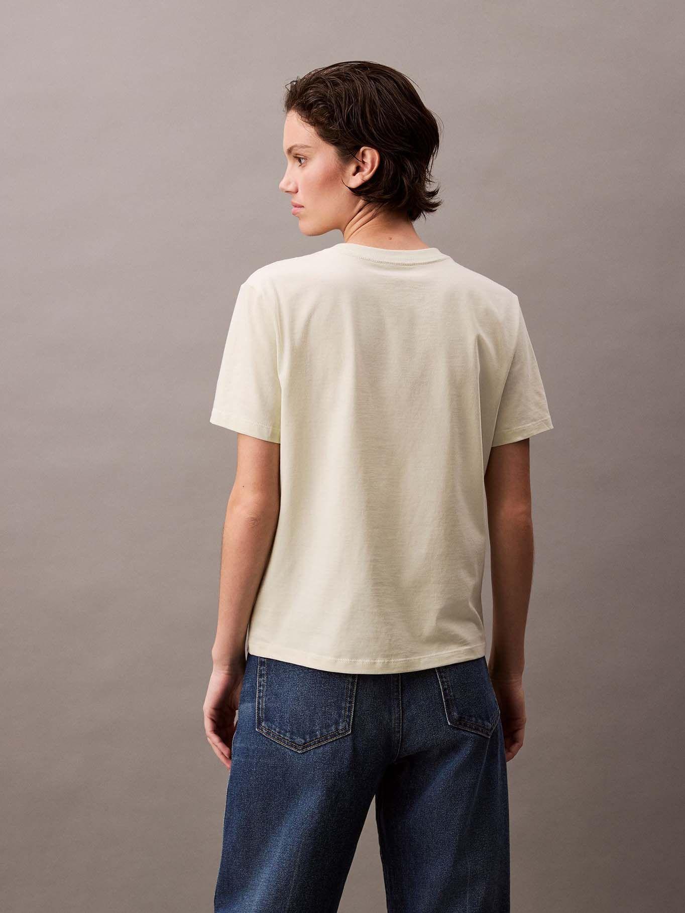 Polera Classic Monogram Hero Amarillo Calvin Klein-2