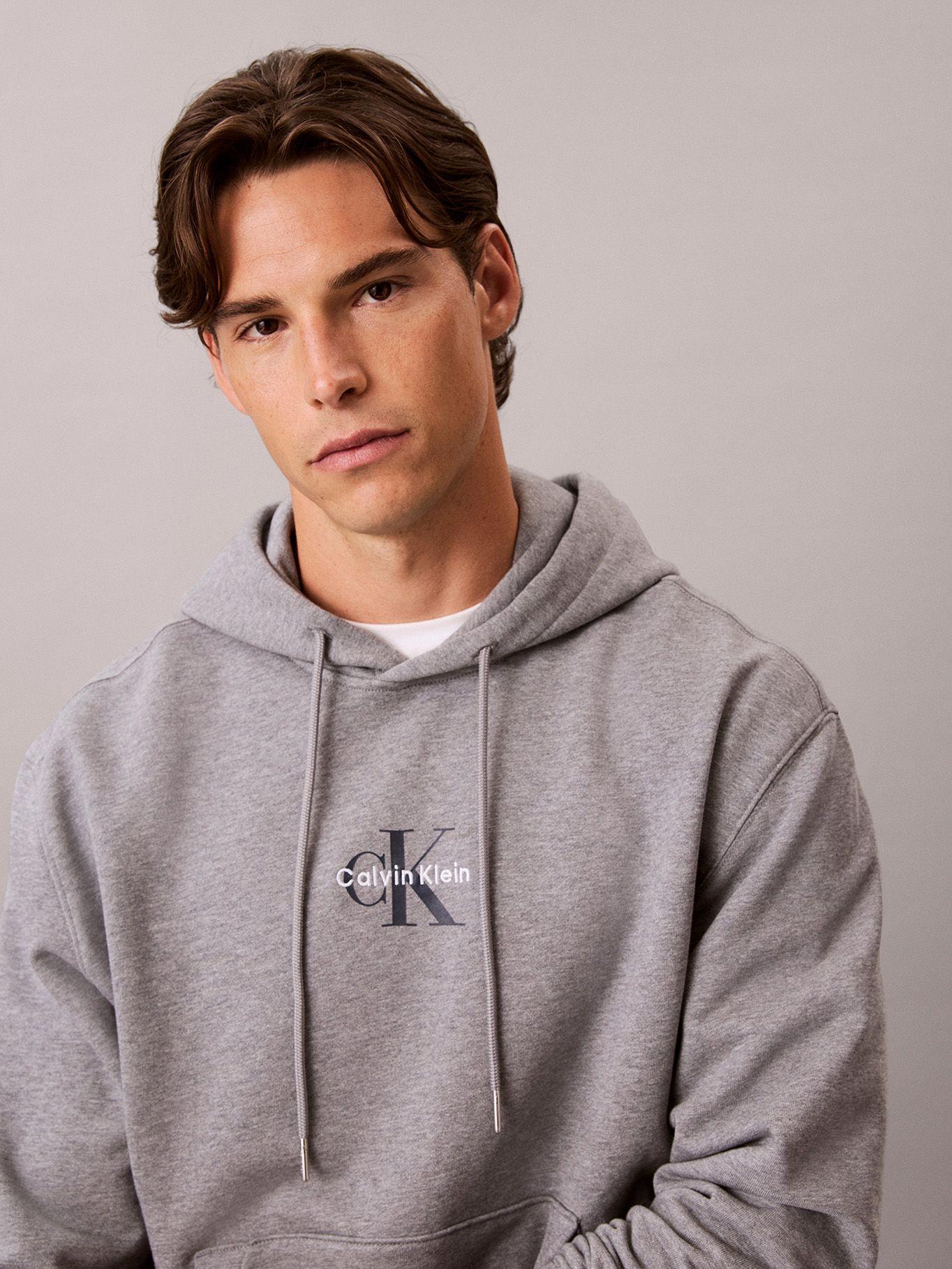 Polerón Terry con Monologo Bordado Gris Calvin Klein-5