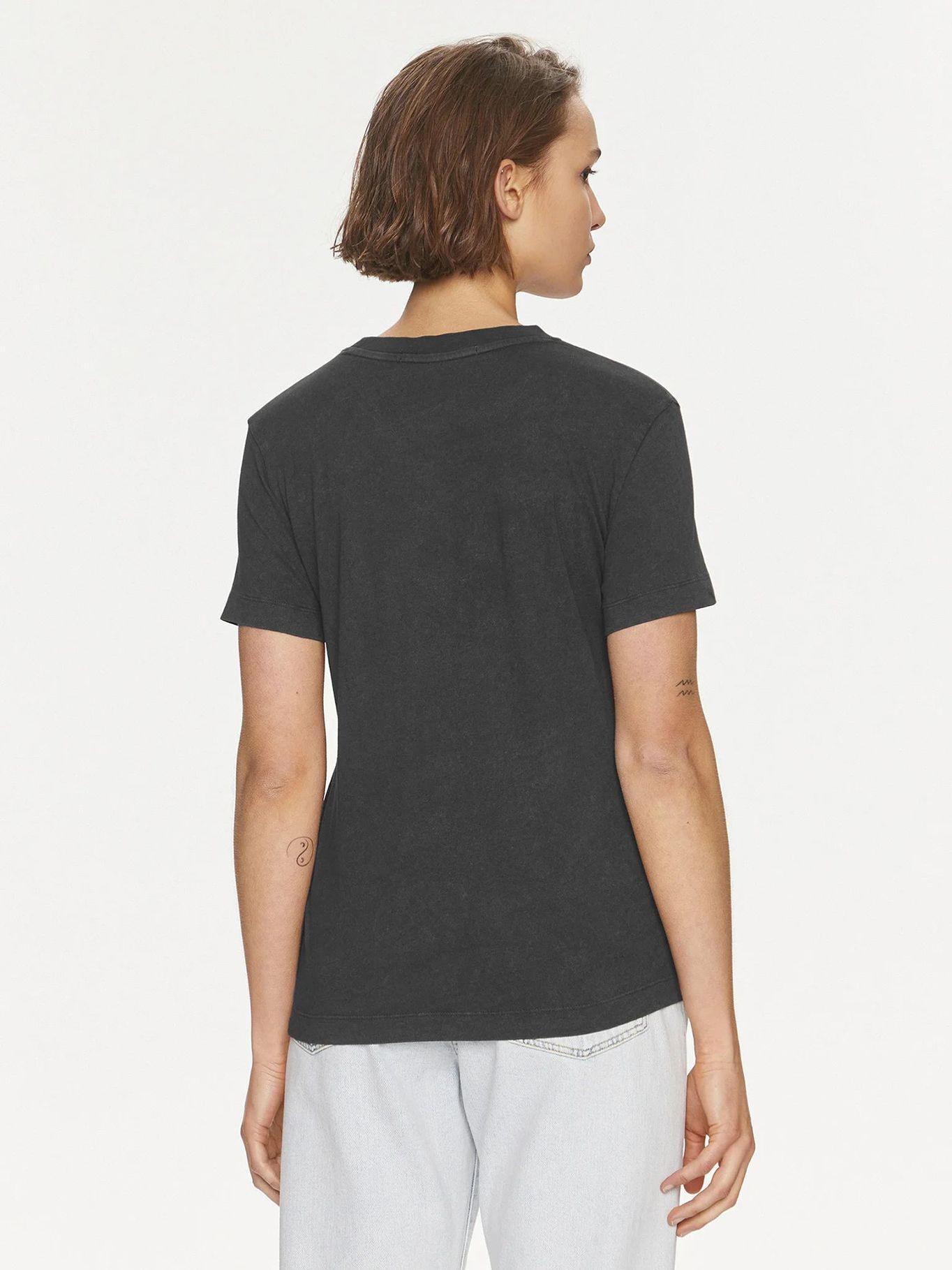 Polera Archival Monologo Regular Negro Calvin Klein-2