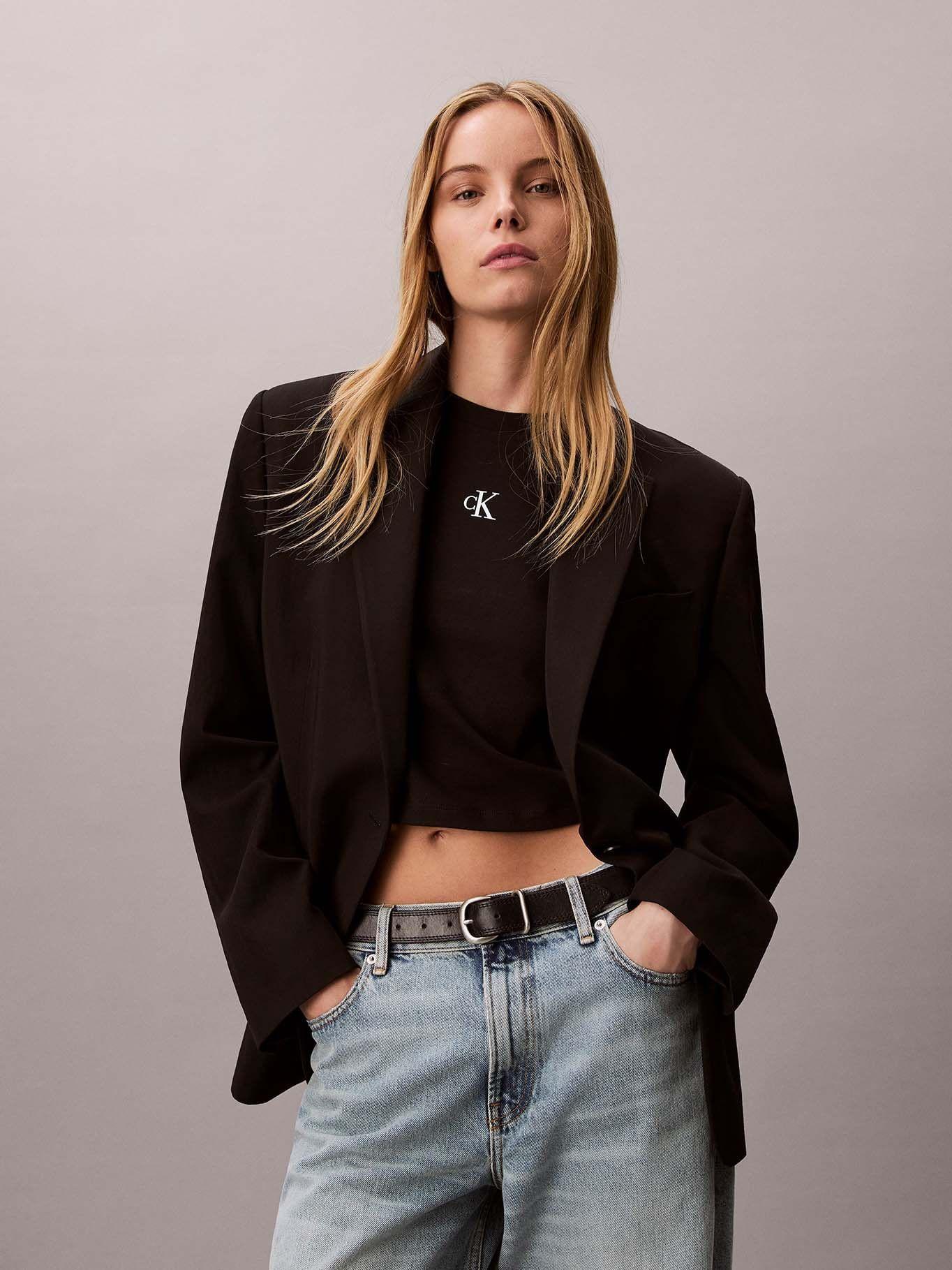 Polera Cropped con Logo Negro Calvin Klein-4
