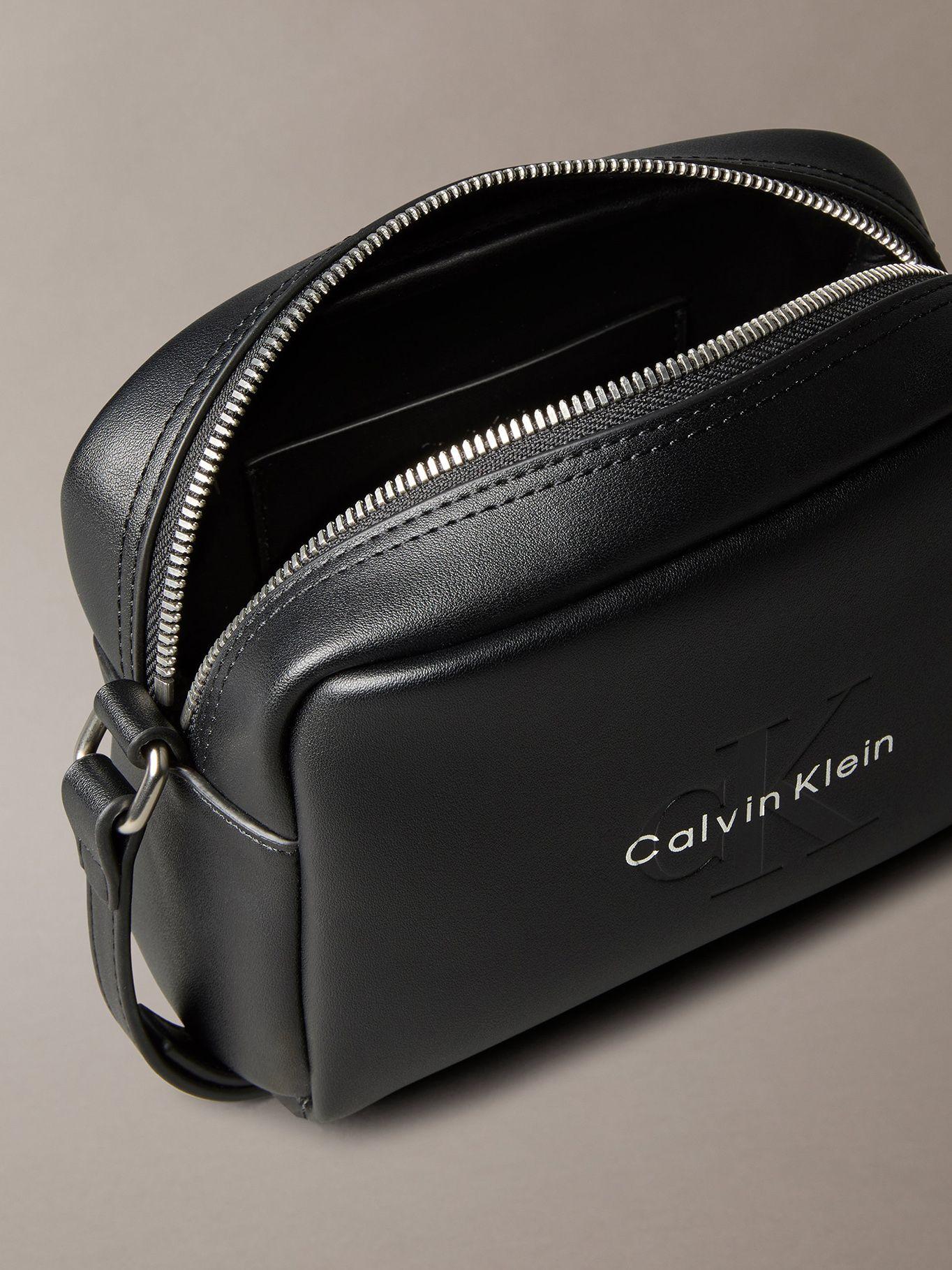 Bandolera Sculpted Negro Calvin Klein-1