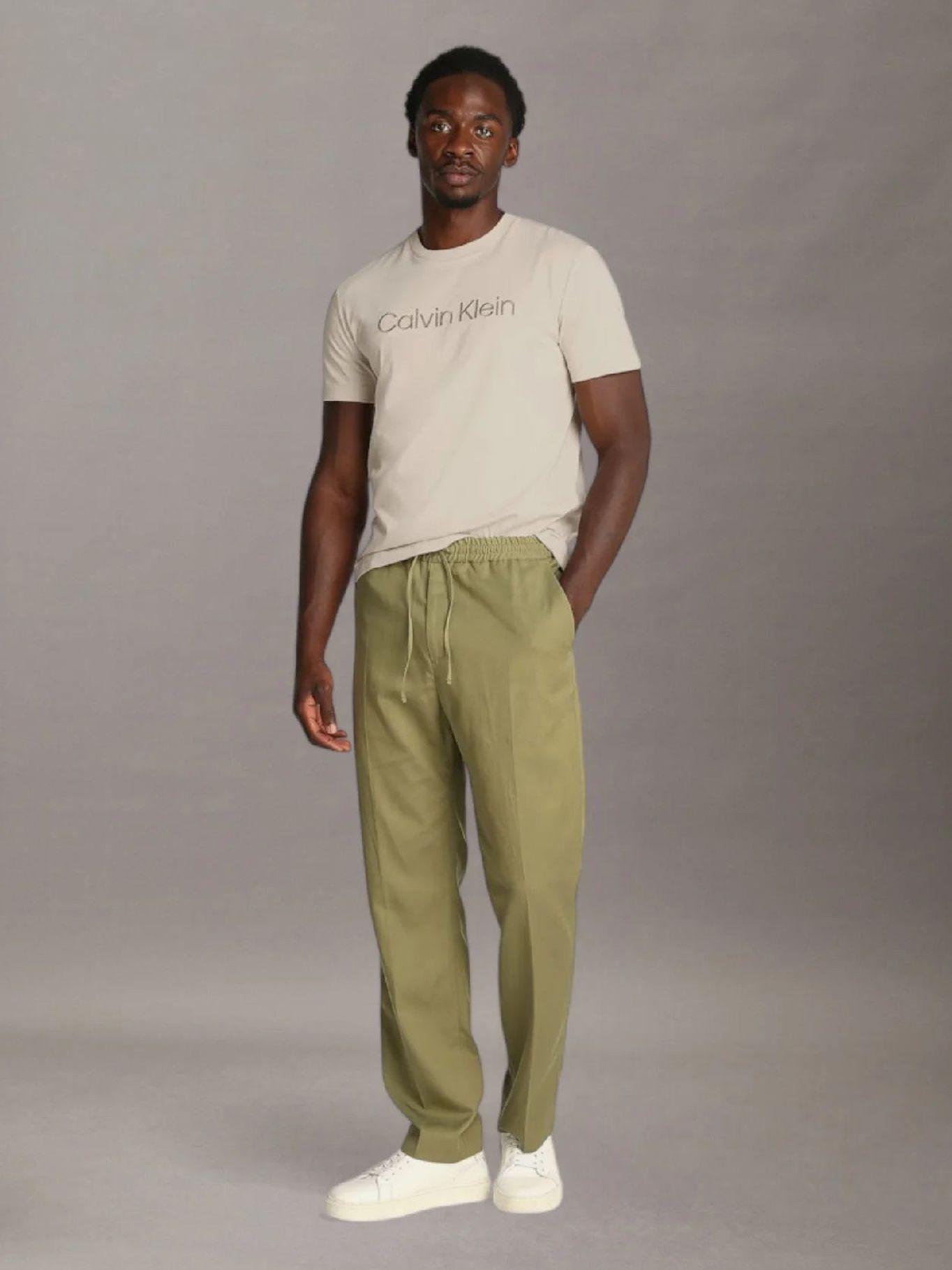 Polera con Logo Texturizado Beige Calvin Klein-1