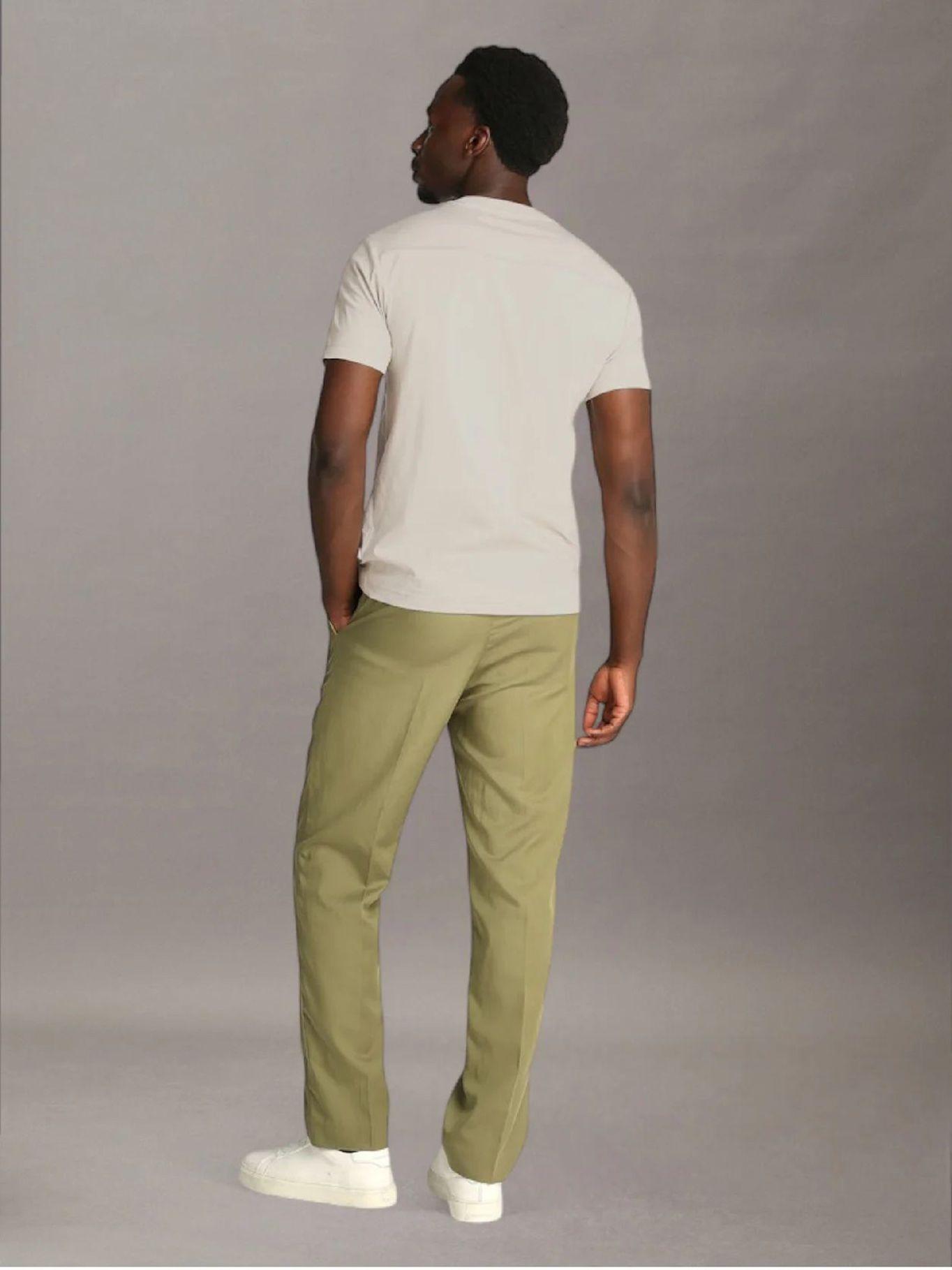 Polera con Logo Texturizado Beige Calvin Klein-2