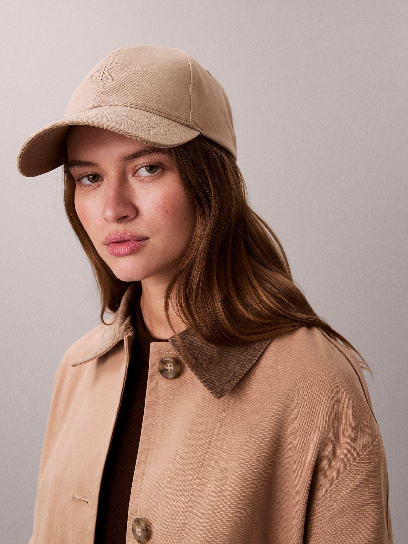 Jockey con Monograma Bordado Beige Calvin Klein-3