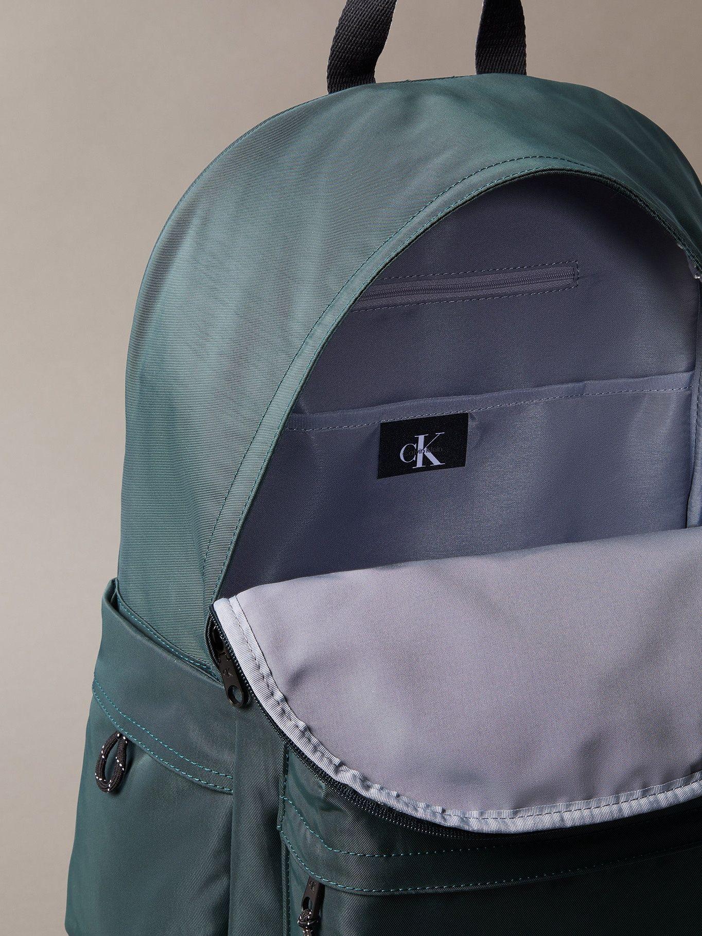 Mochila Redonda Bold Verde Calvin Klein-2