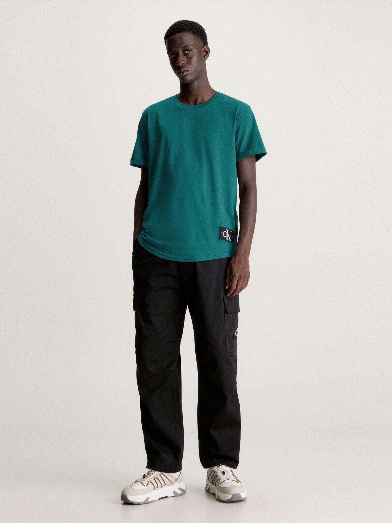 Polera Badge Turn Up Verde CA4 Calvin Klein-1