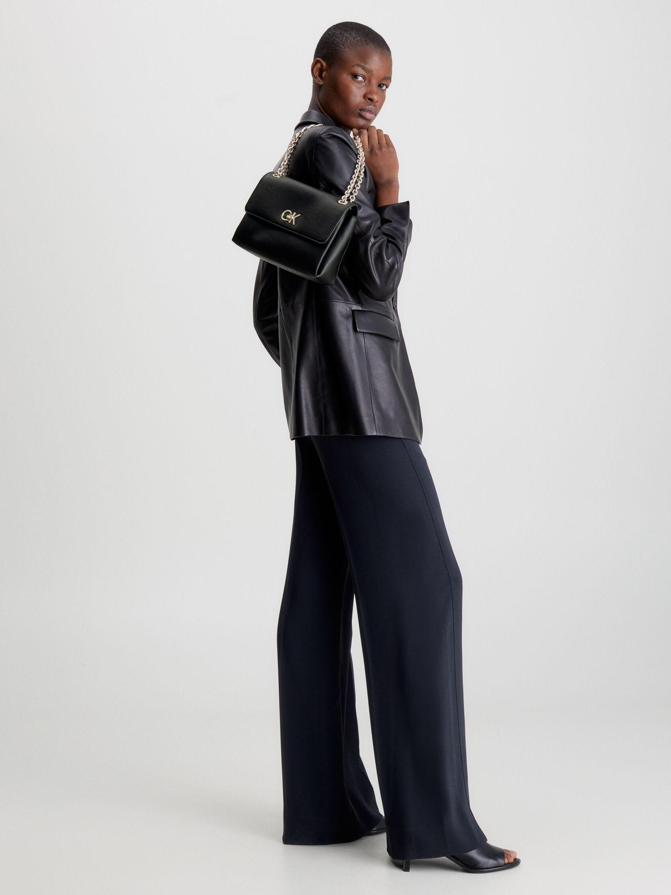 Cartera Re-Lock EW Conv Negro Calvin Klein-3