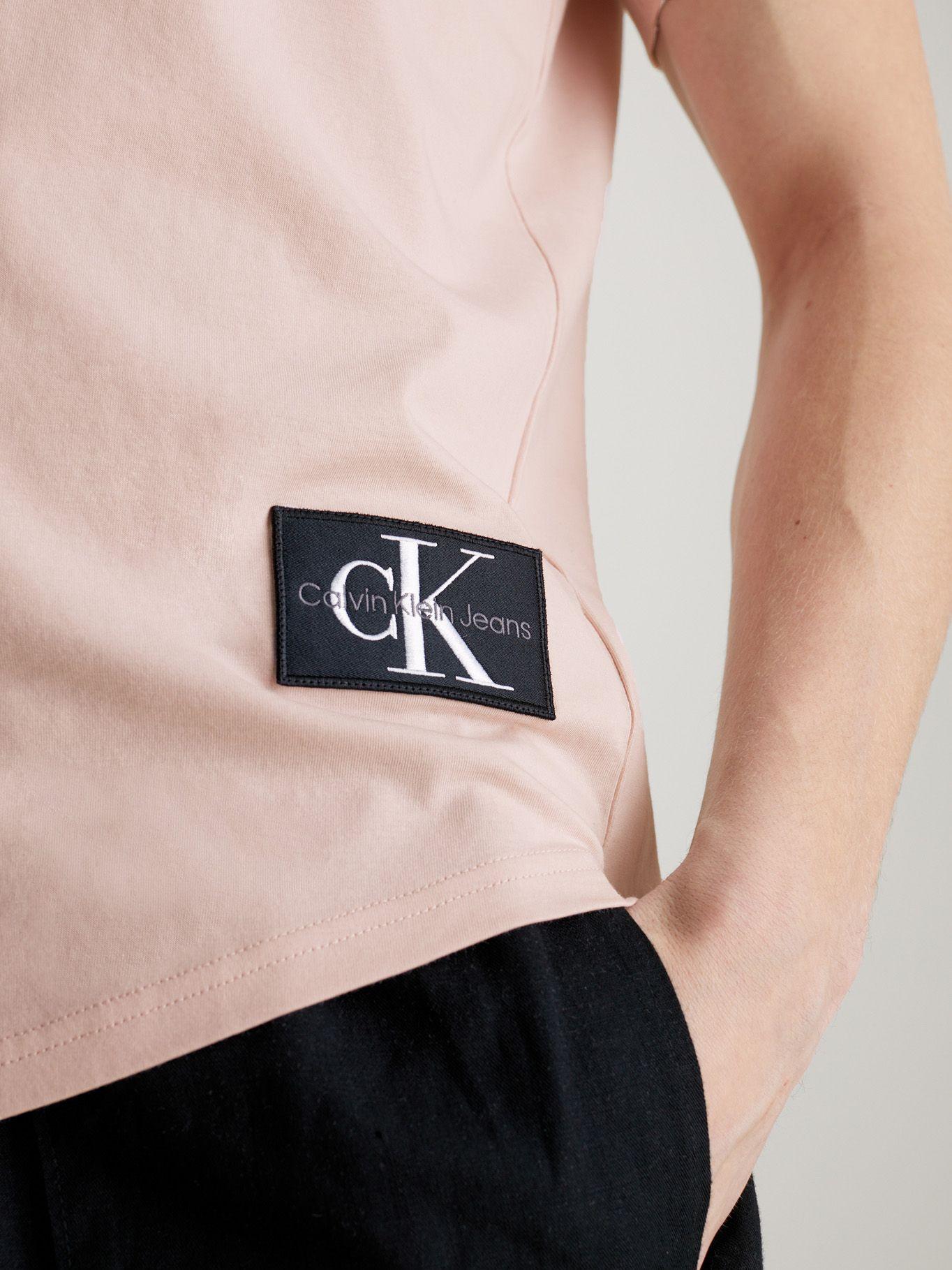 Polera Badge Turn Up Rosado Calvin Klein-3
