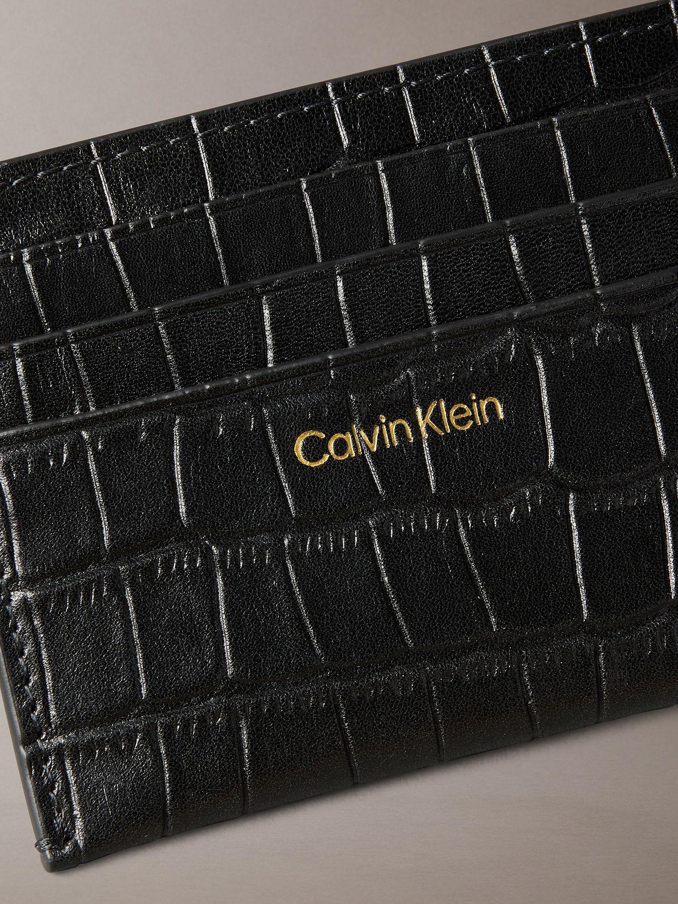 Tarjetero d Cuero Cocodrilo con Rfid Negro Calvin Klein-2