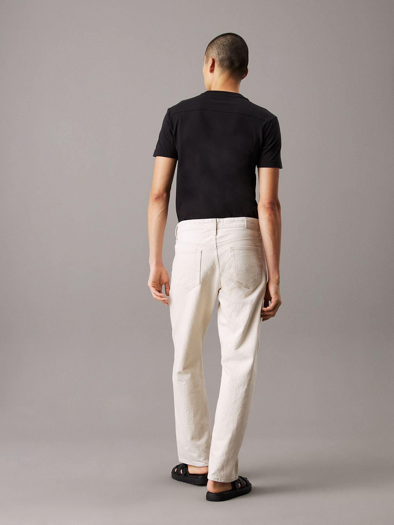 Polera con Logo Texturizado Negro Calvin Klein-2