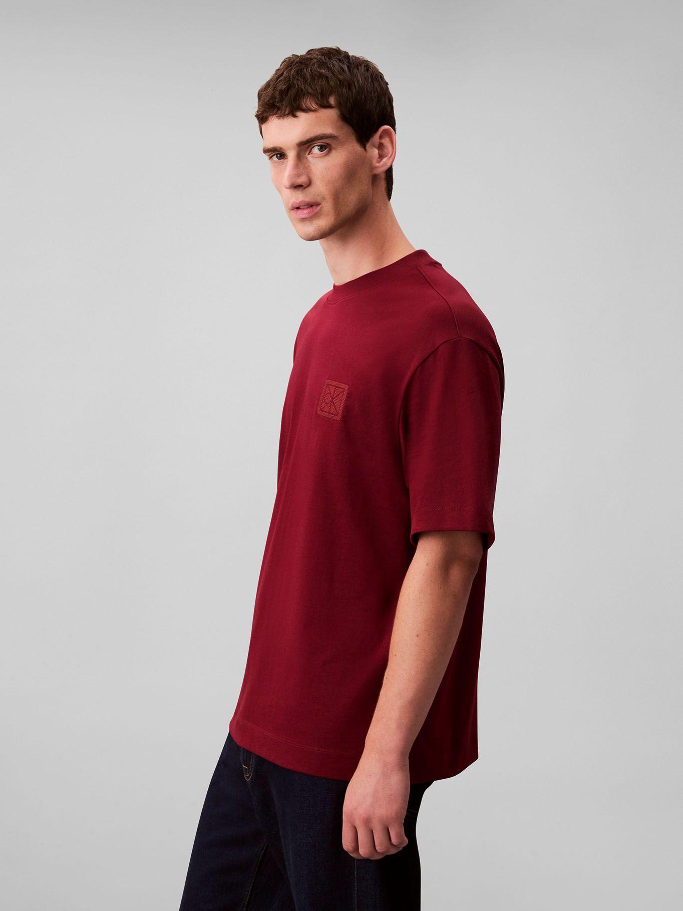 Polera con Parche de Emblema CK Burdeo Calvin Klein-3