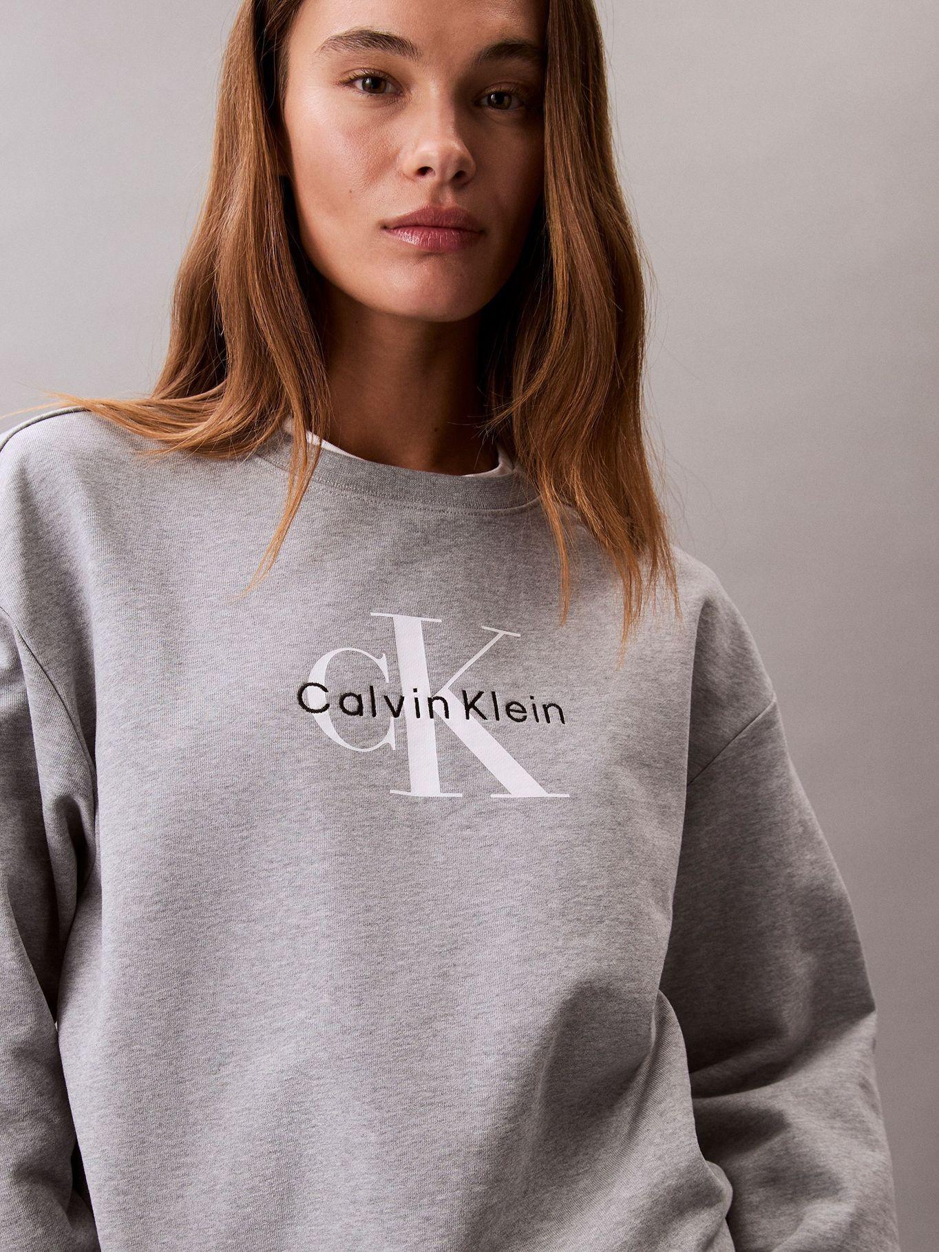 Polerón Relaxed de Logo Estampado Gris Calvin Klein-4