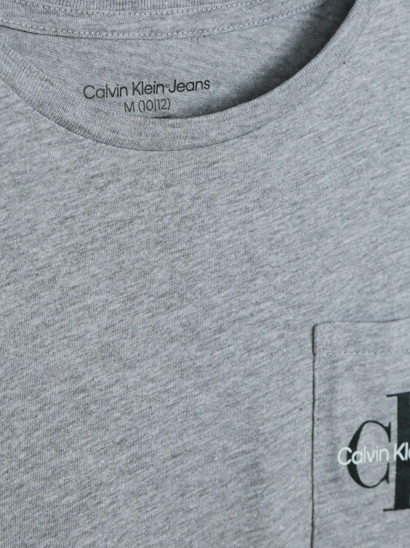 Polera Niño Con Bolsillo Y Logotipo Gris Calvin Klein-3