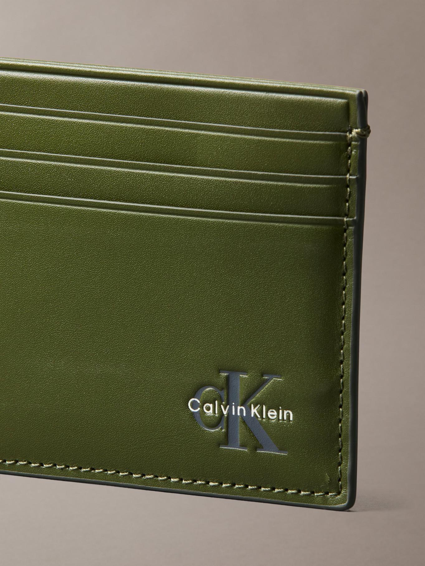 Tarjetero con Monograma Verde Calvin Klein-2