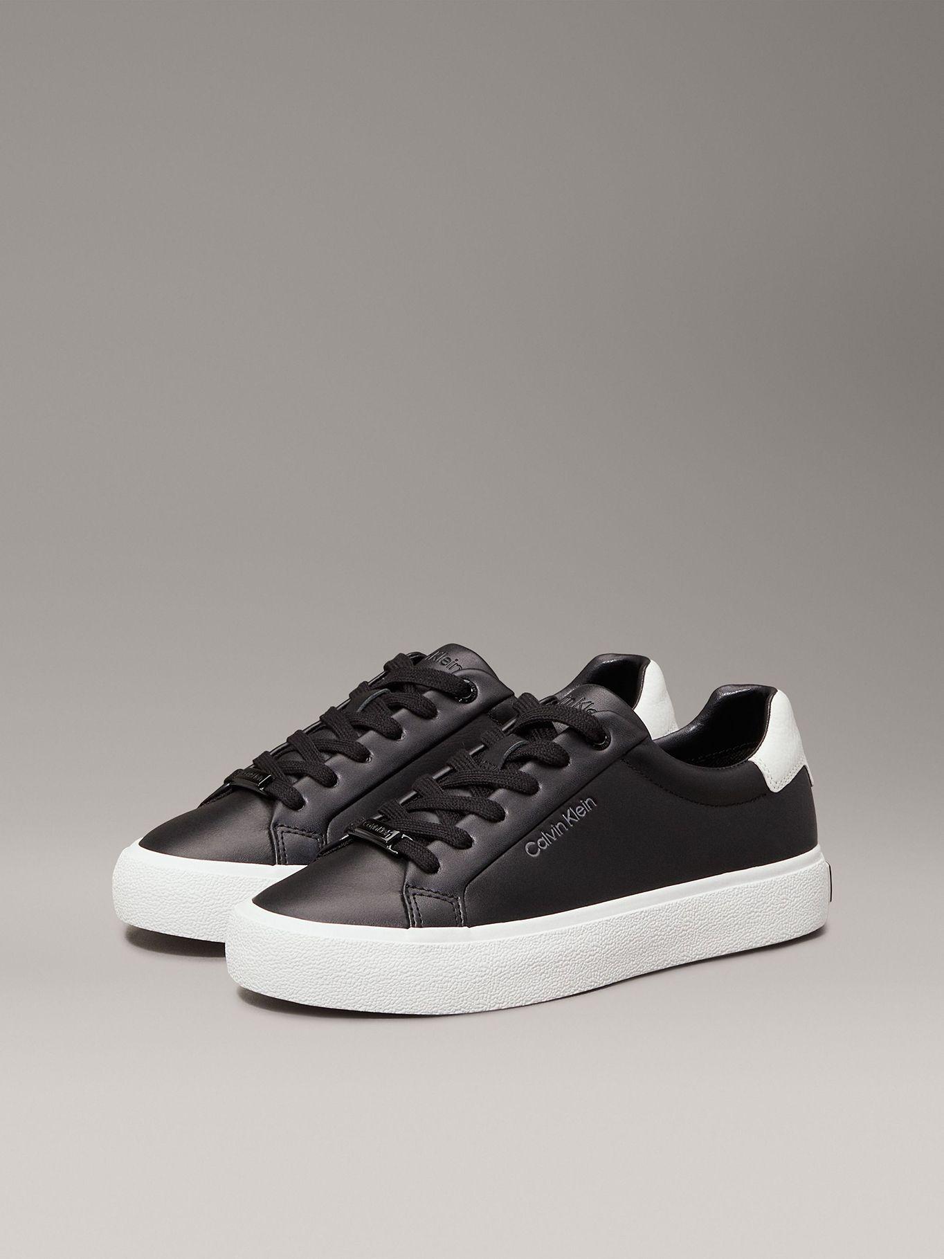 Zapatilla de cuero Negro Calvin Klein-0