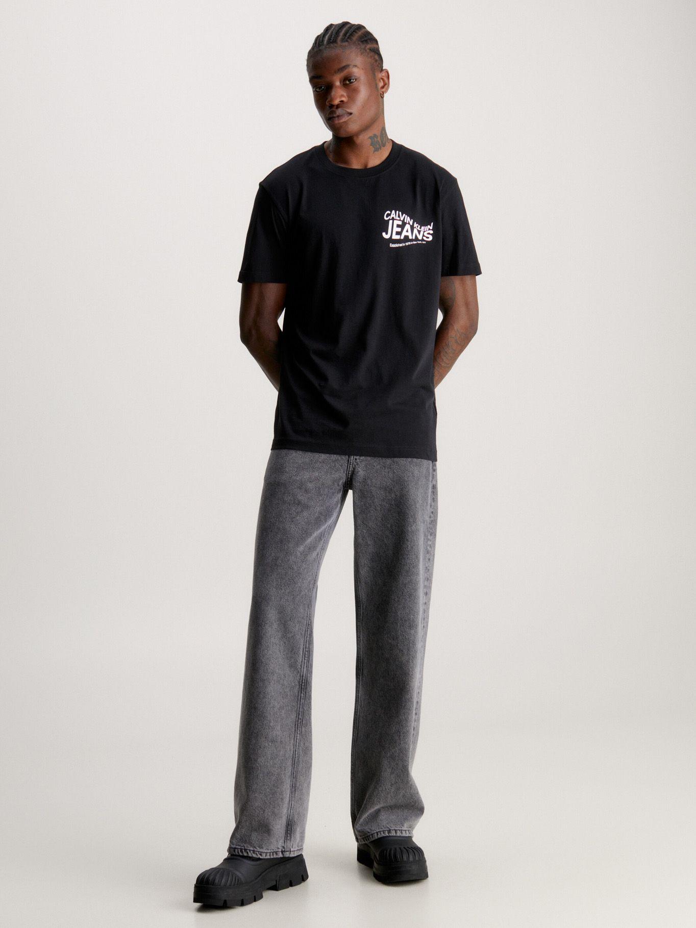 Polera Future Motion Graphic Negro Calvin Klein-1