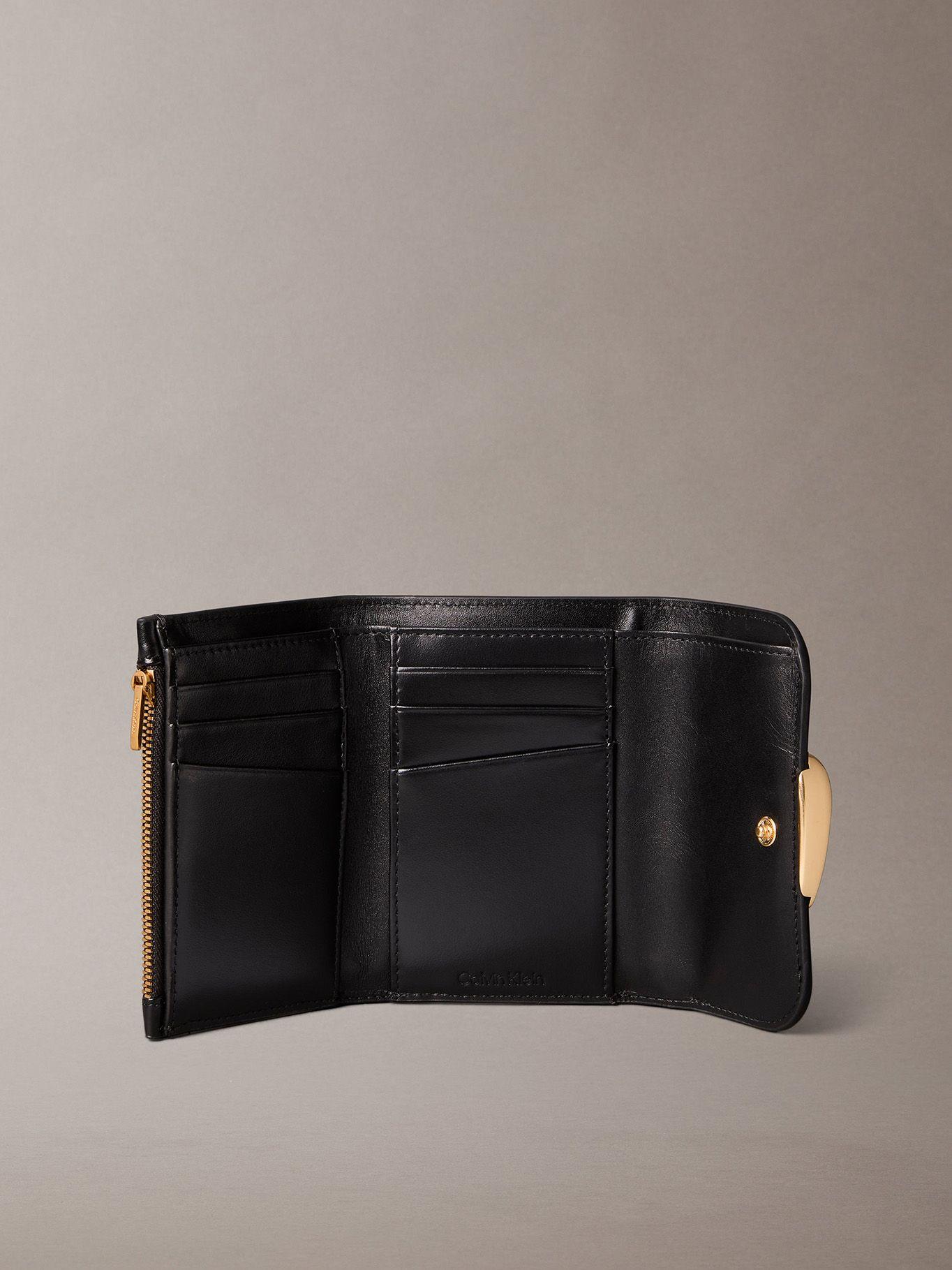 Billetera Trifold con Bolsillo Negro Calvin Klein-2