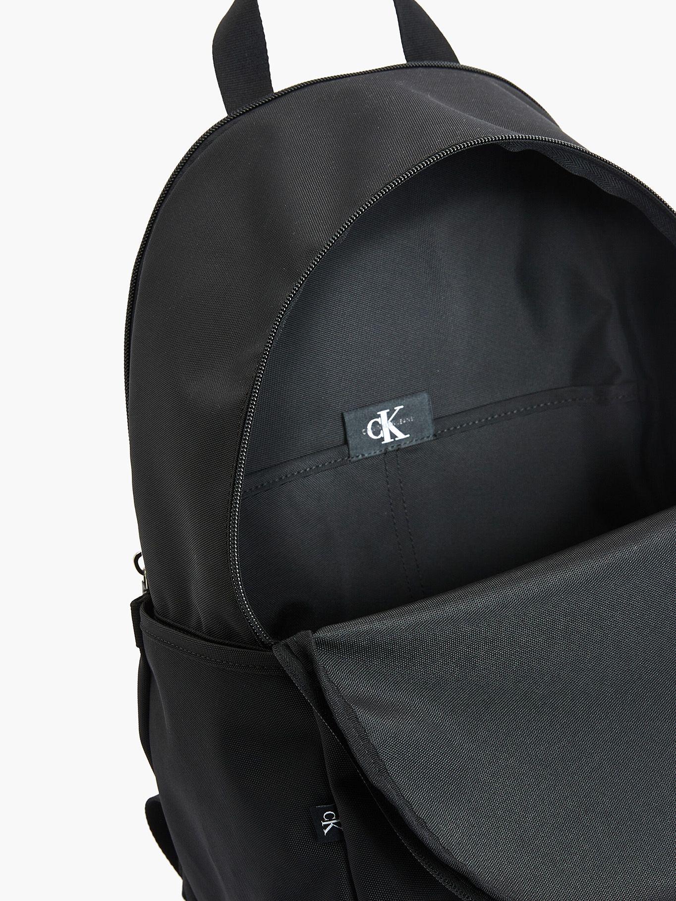 Mochila Sport Essential Mir Negro Calvin Klein-2