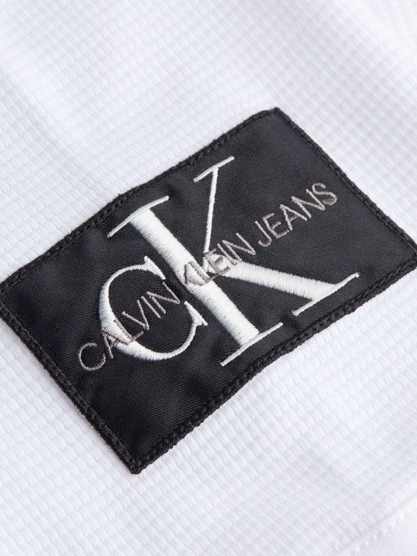 Polera Monogram Badge Blanco SP22 Calvin Klein-2