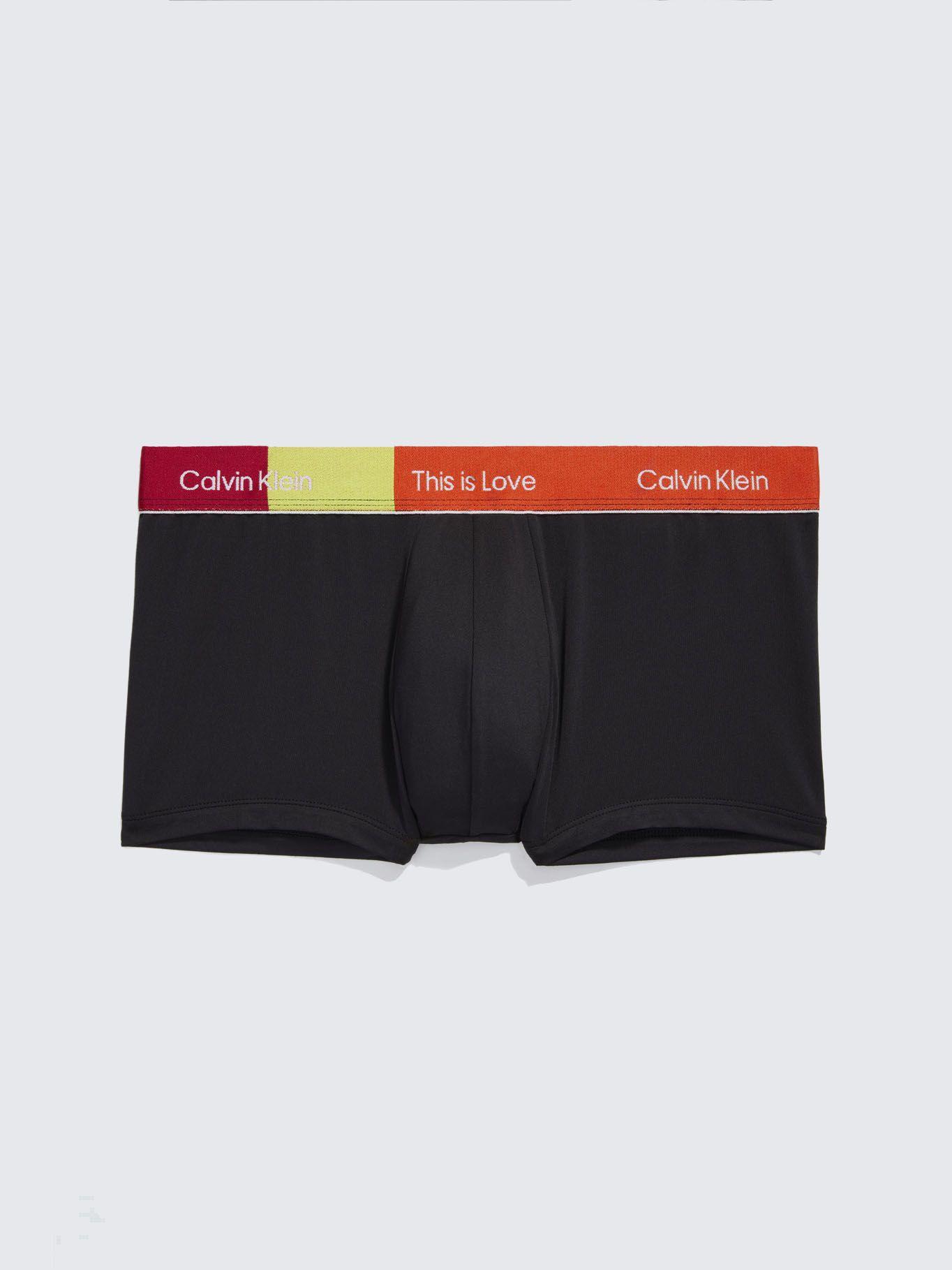 Boxer con Calvin Klein Negro Calvin Klein NB3513-001-4