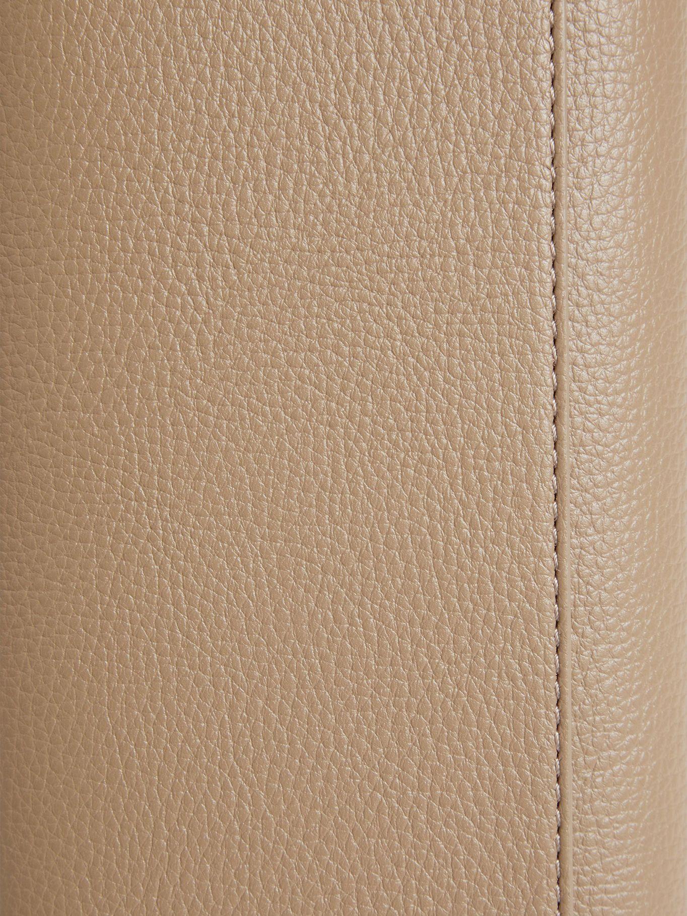 Billetera Ck Plaque Large Café Calvin Klein-2