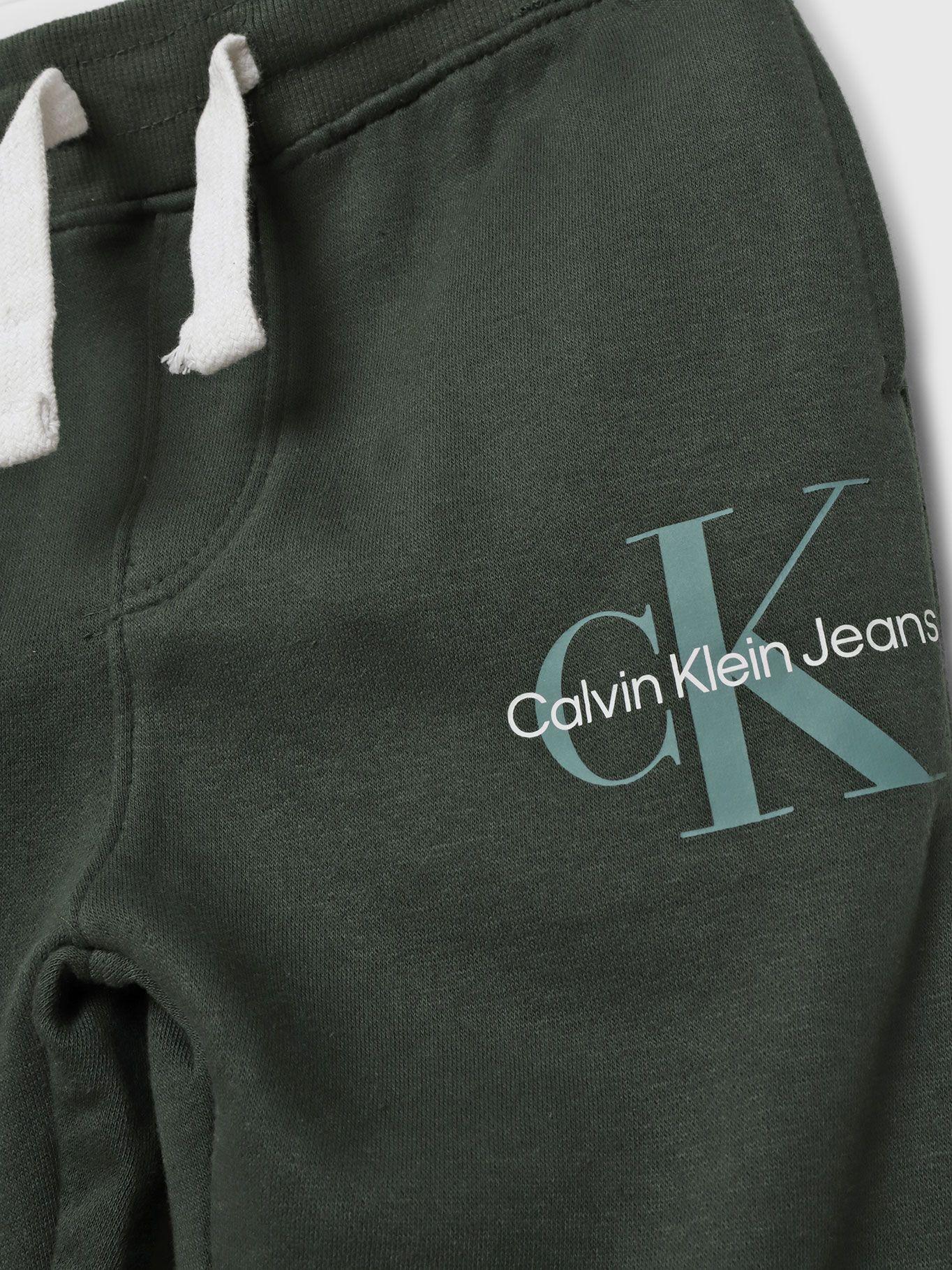 Jogger Niño Old School Verde Calvin Klein-3