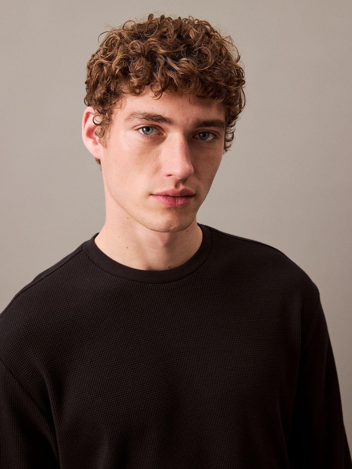 Polera Manga Larga en Tejido Punto Negro Calvin Klein-4