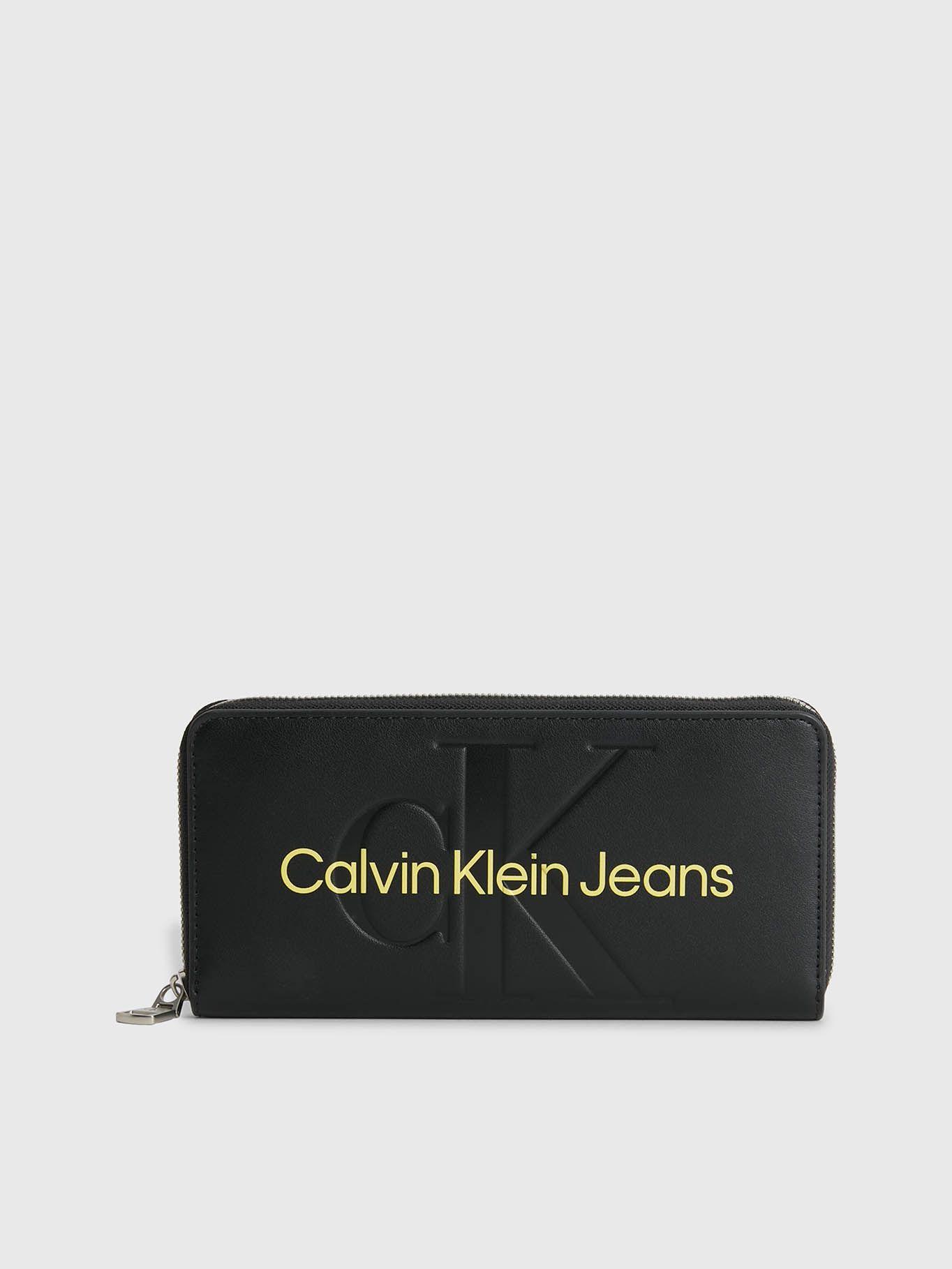 Cartera con cremallera en el contorno Negro Calvin Klein K60K607634-0GN-0