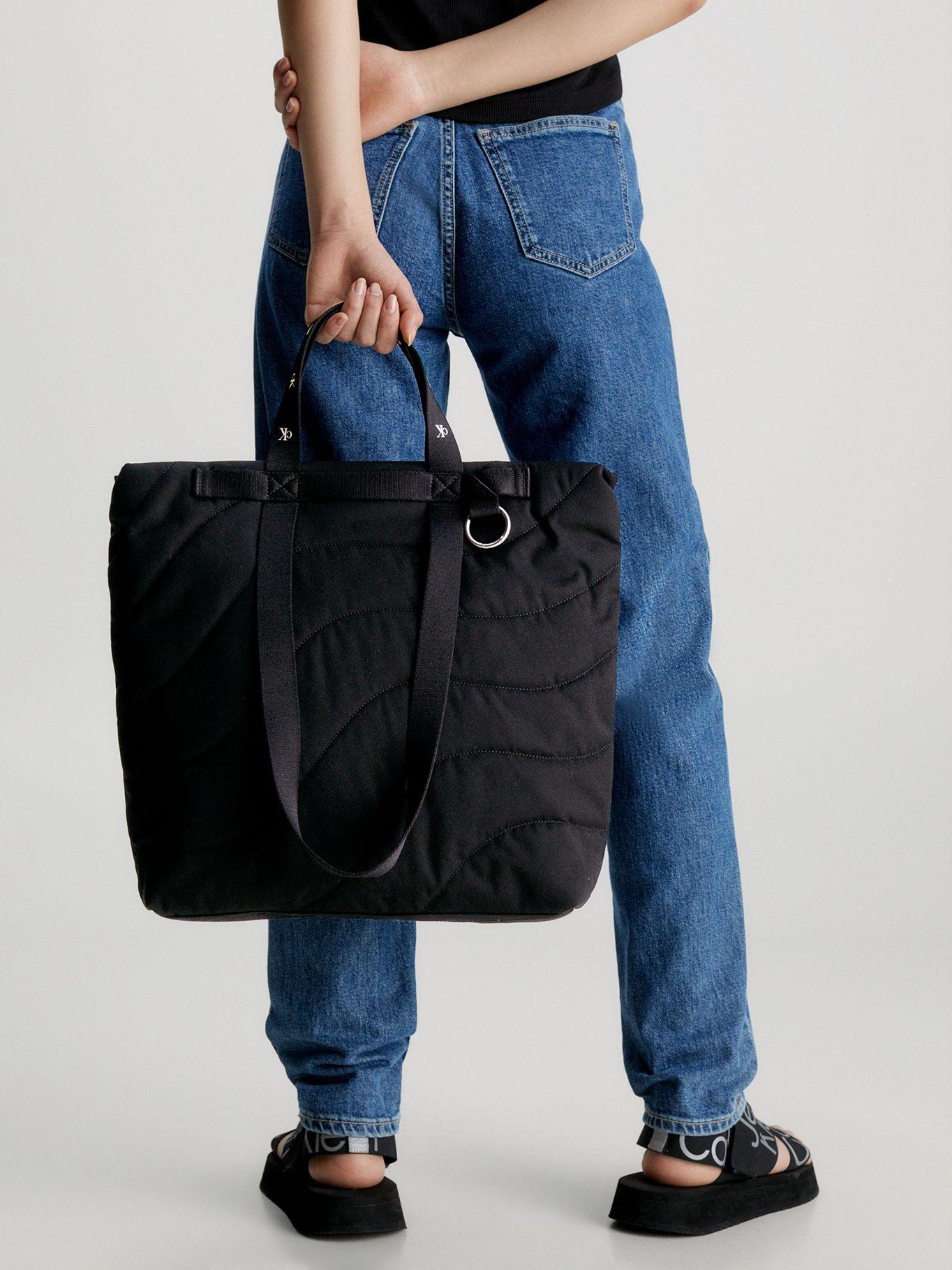Cartera Tote Ultralight Negro Calvin Klein-3