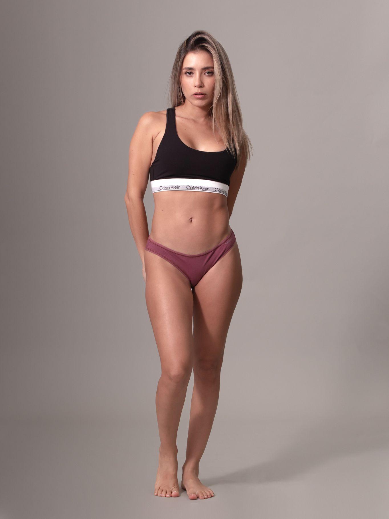 Calzón Bikini Ideal-Cotton Burdeo Calvin Klein-1
