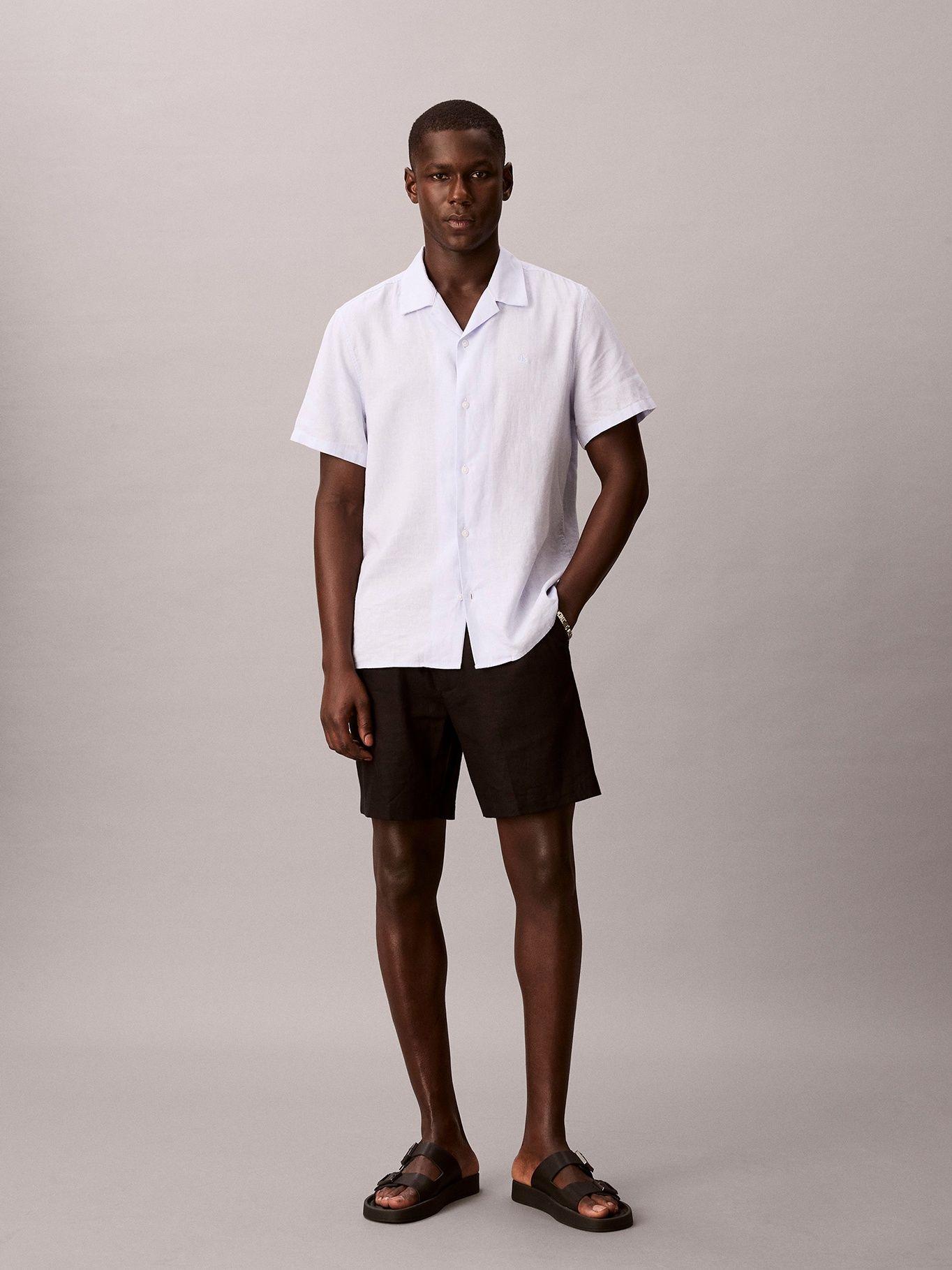 Short Recto Pull-On de Lino Negro Calvin Klein-0