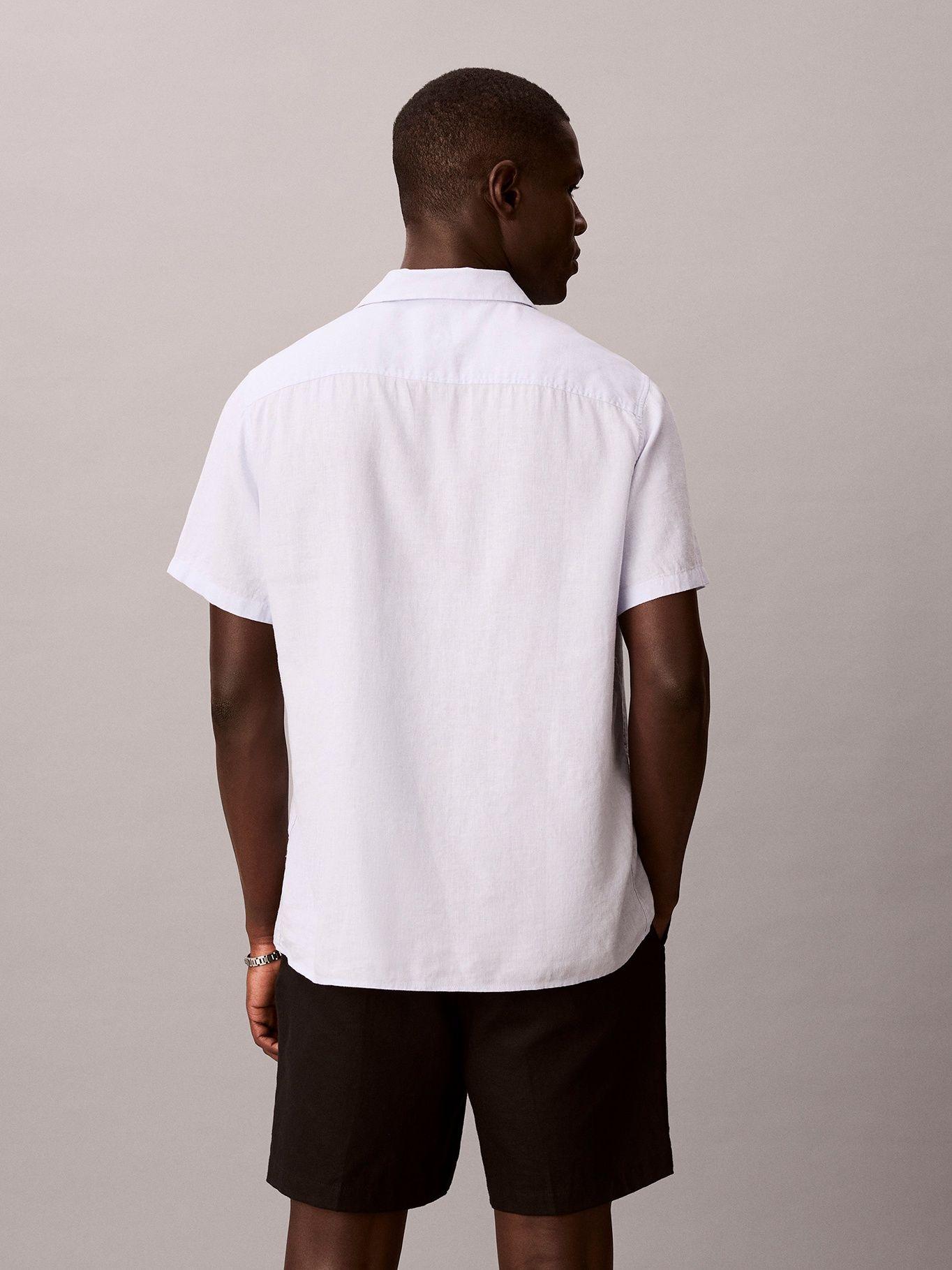 Short Recto Pull-On de Lino Negro Calvin Klein-3