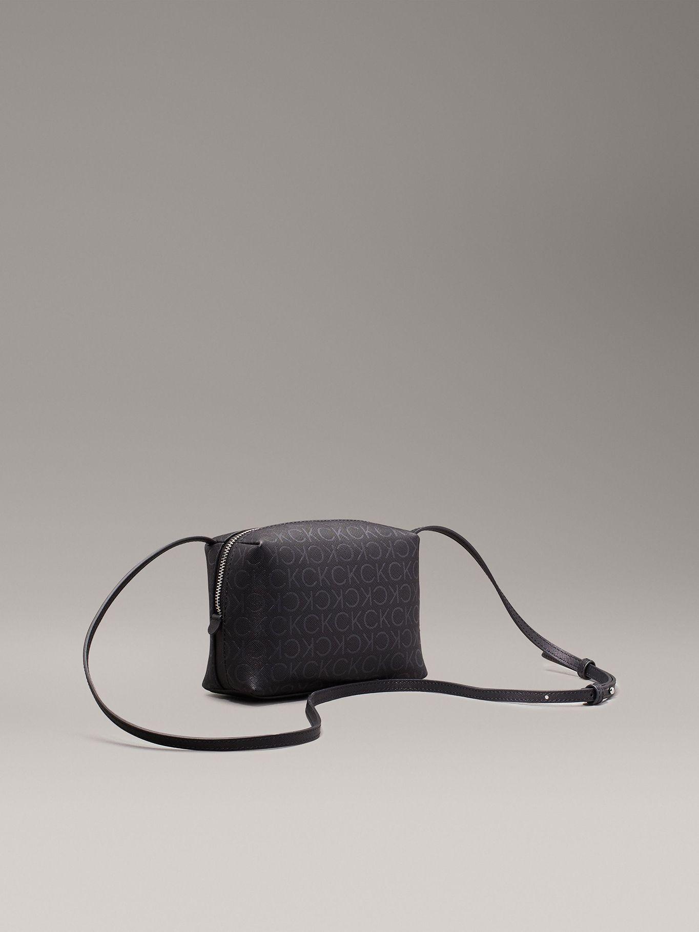 Bandolera CK Must Negro Calvin Klein-4